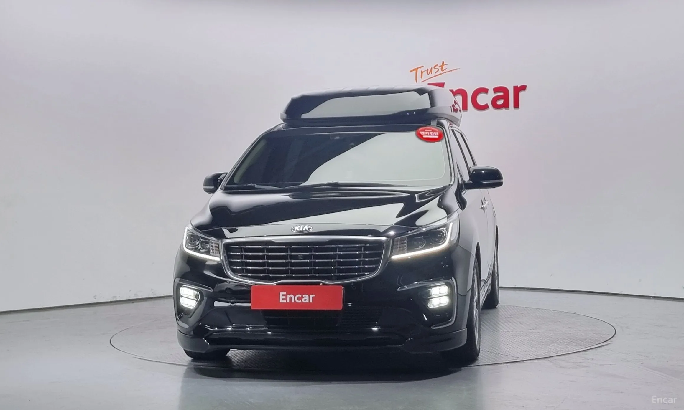 Kia Carnival превью 2