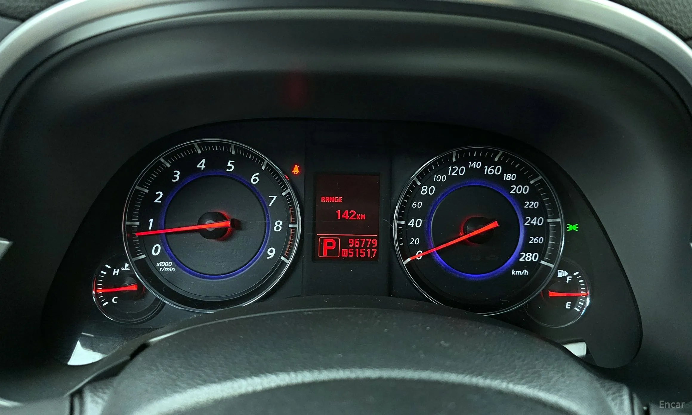Infiniti FX35 превью 8