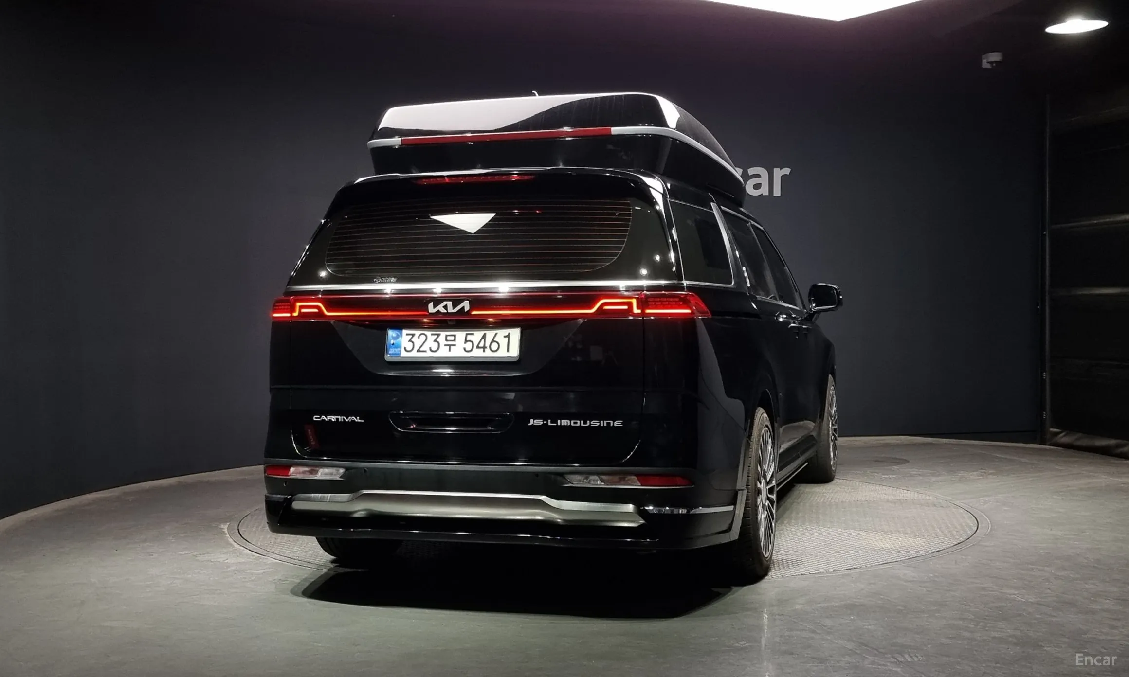 Kia Carnival Gen 4 превью 3