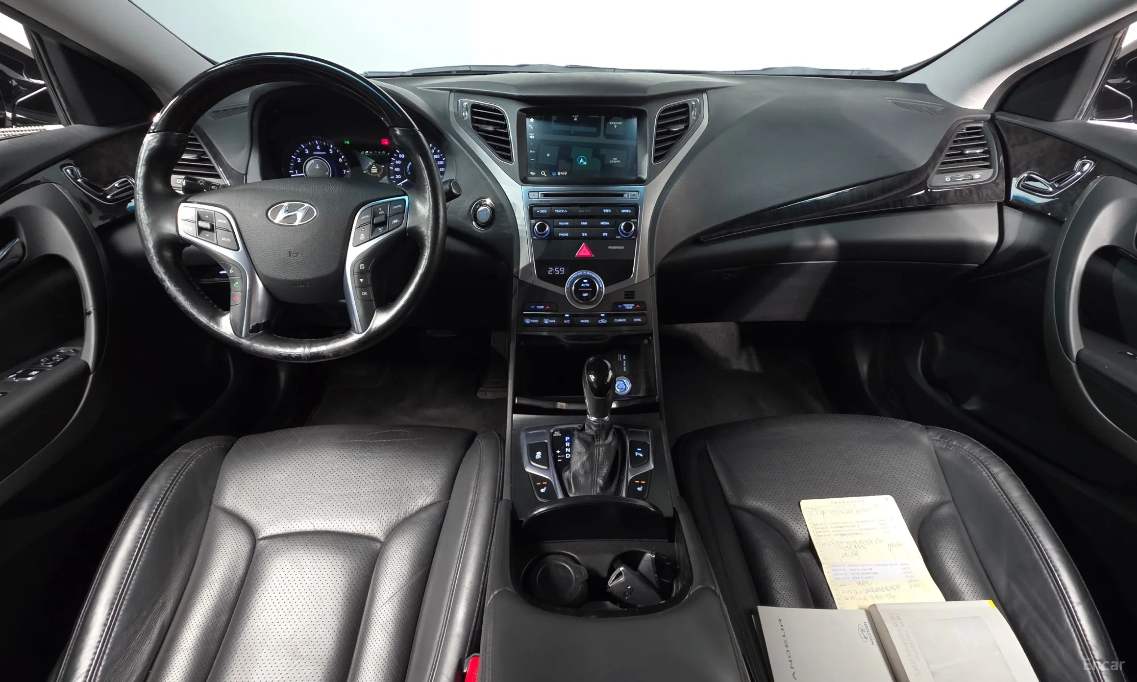 Hyundai Grandeur HG превью 4