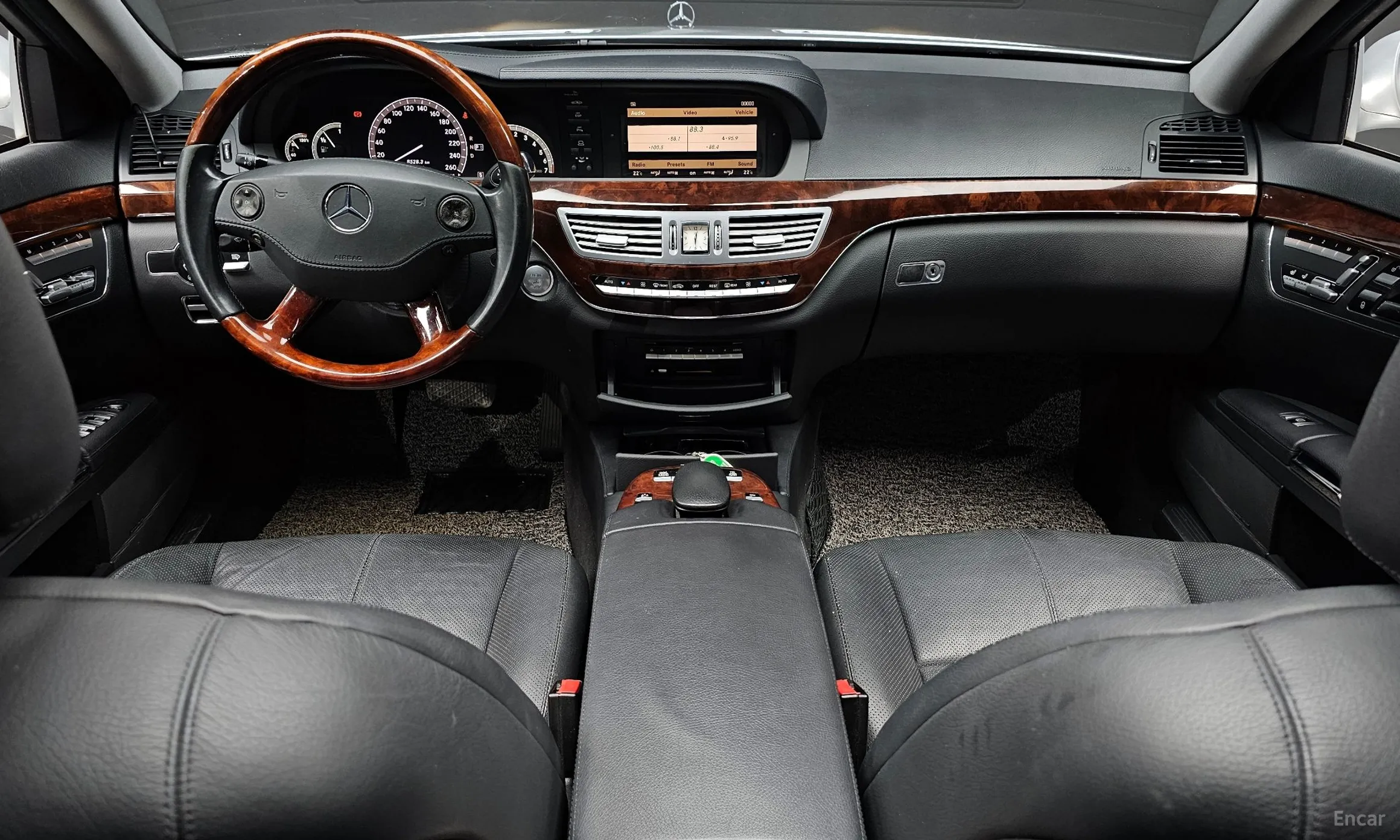 Mercedes Benz S-Class W221 превью 4