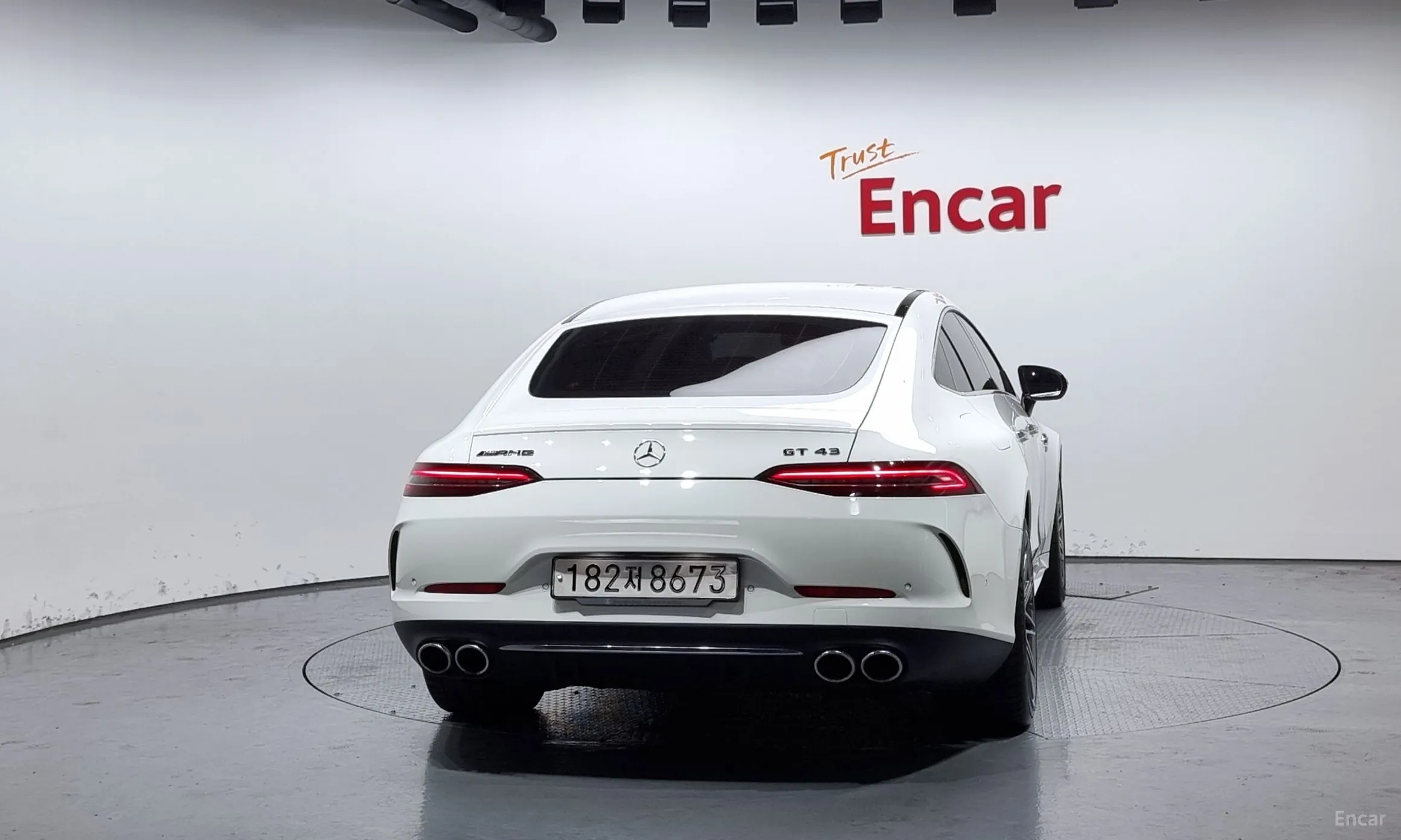 Mercedes Benz AMG GT превью 3