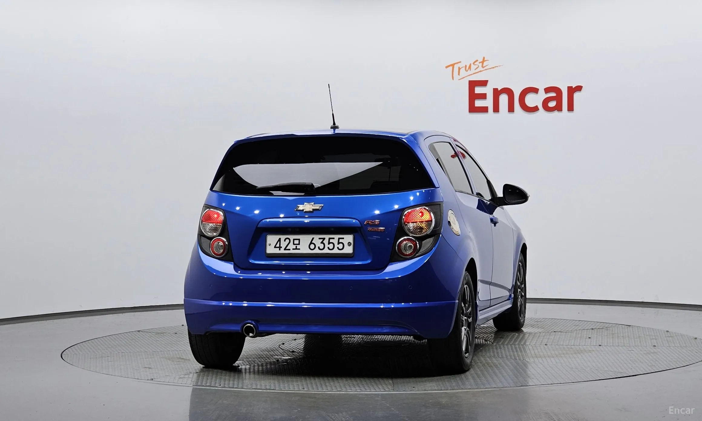 Chevrolet (GM Daewoo) Aveo Hatchback превью 3