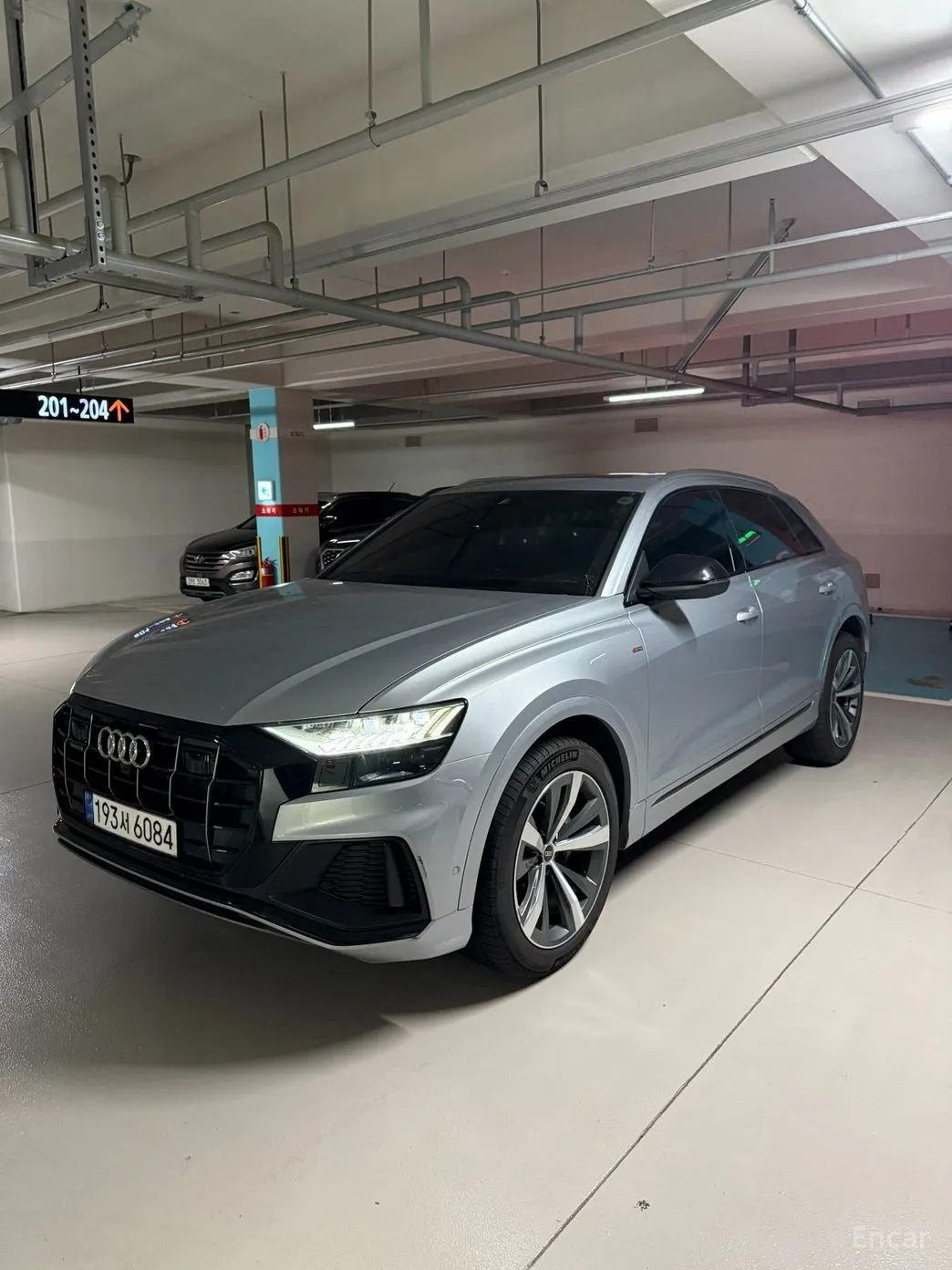 Q8 (4M)