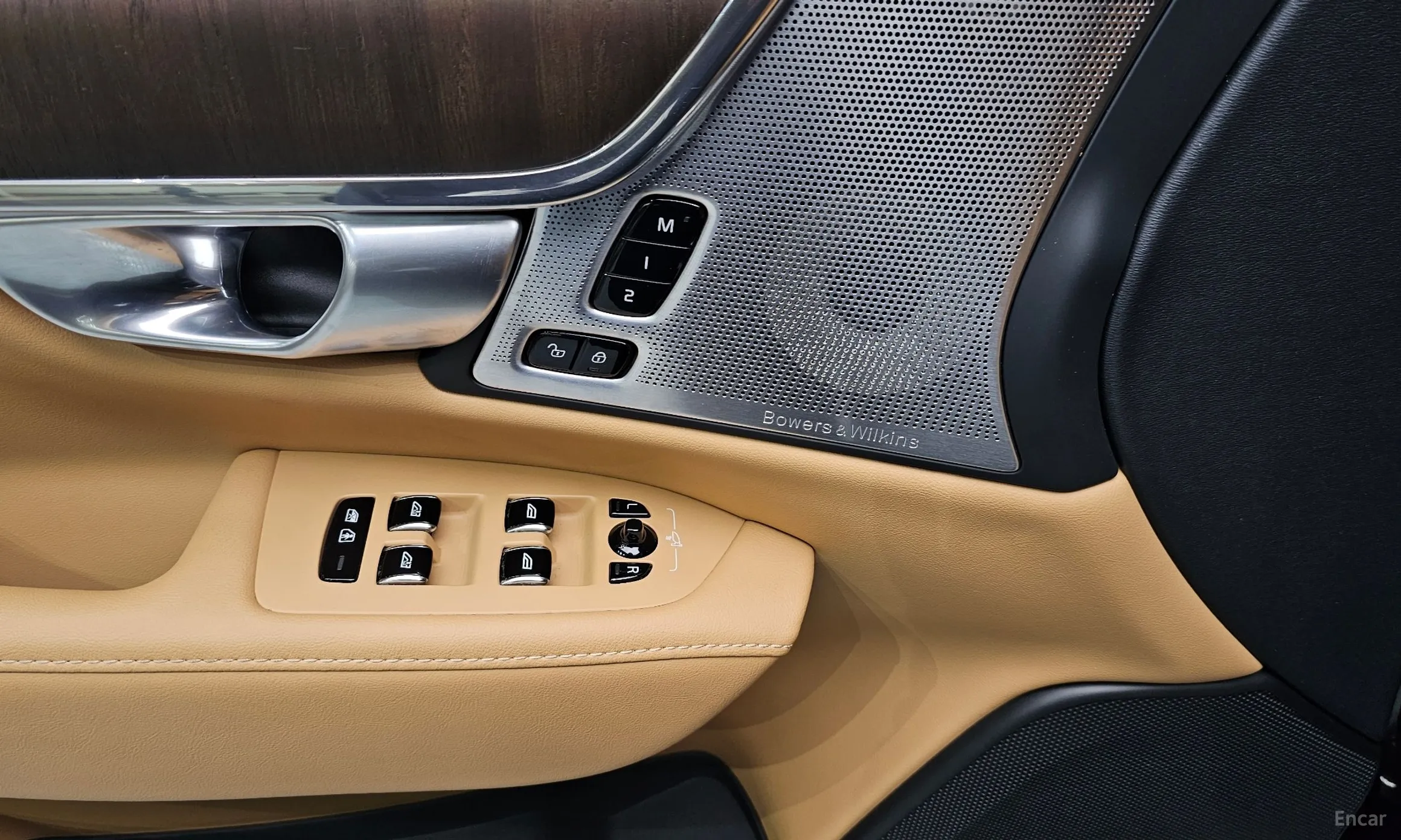 Volvo S90 превью 19
