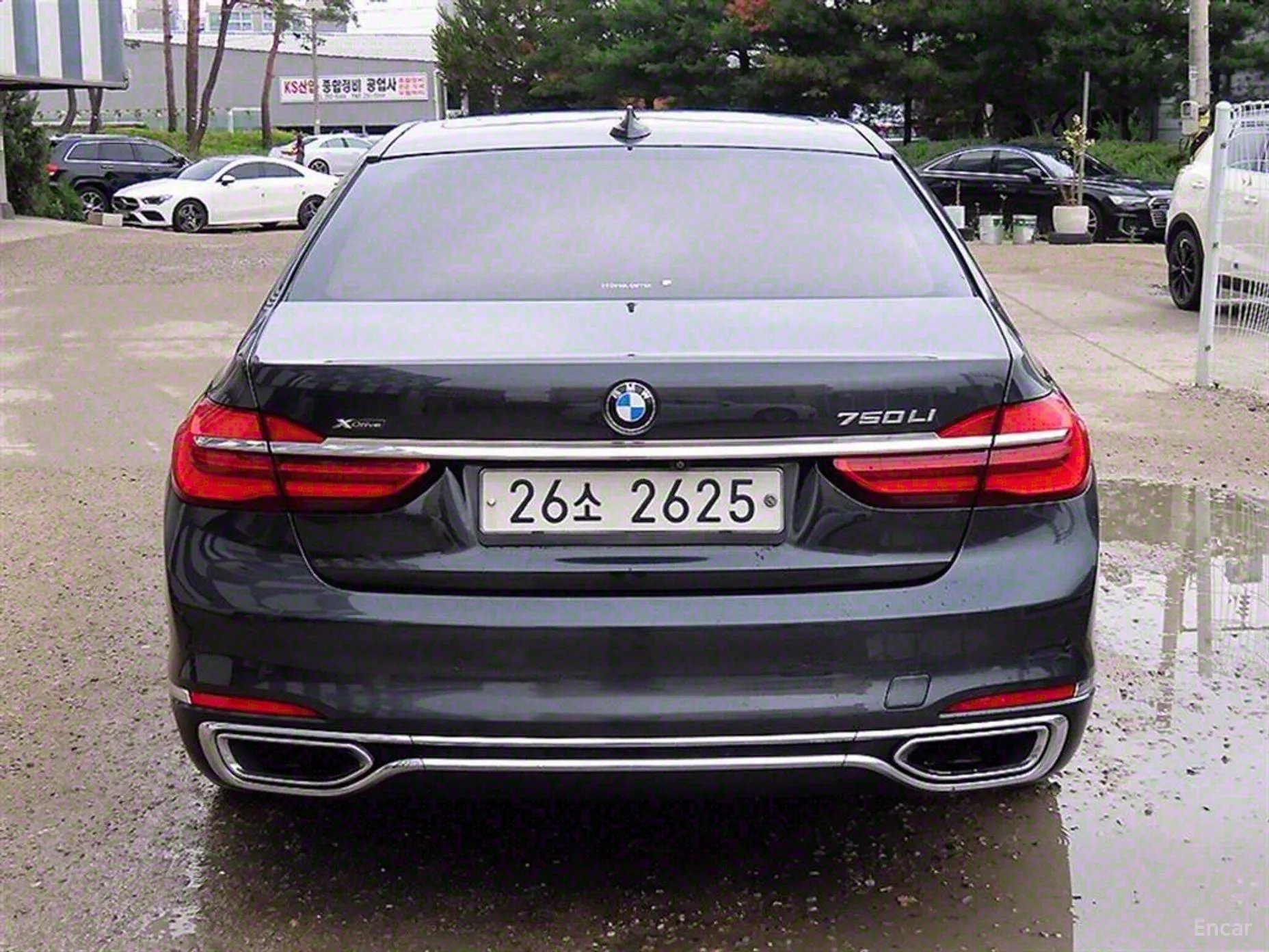 BMW 7 Series (G11)
