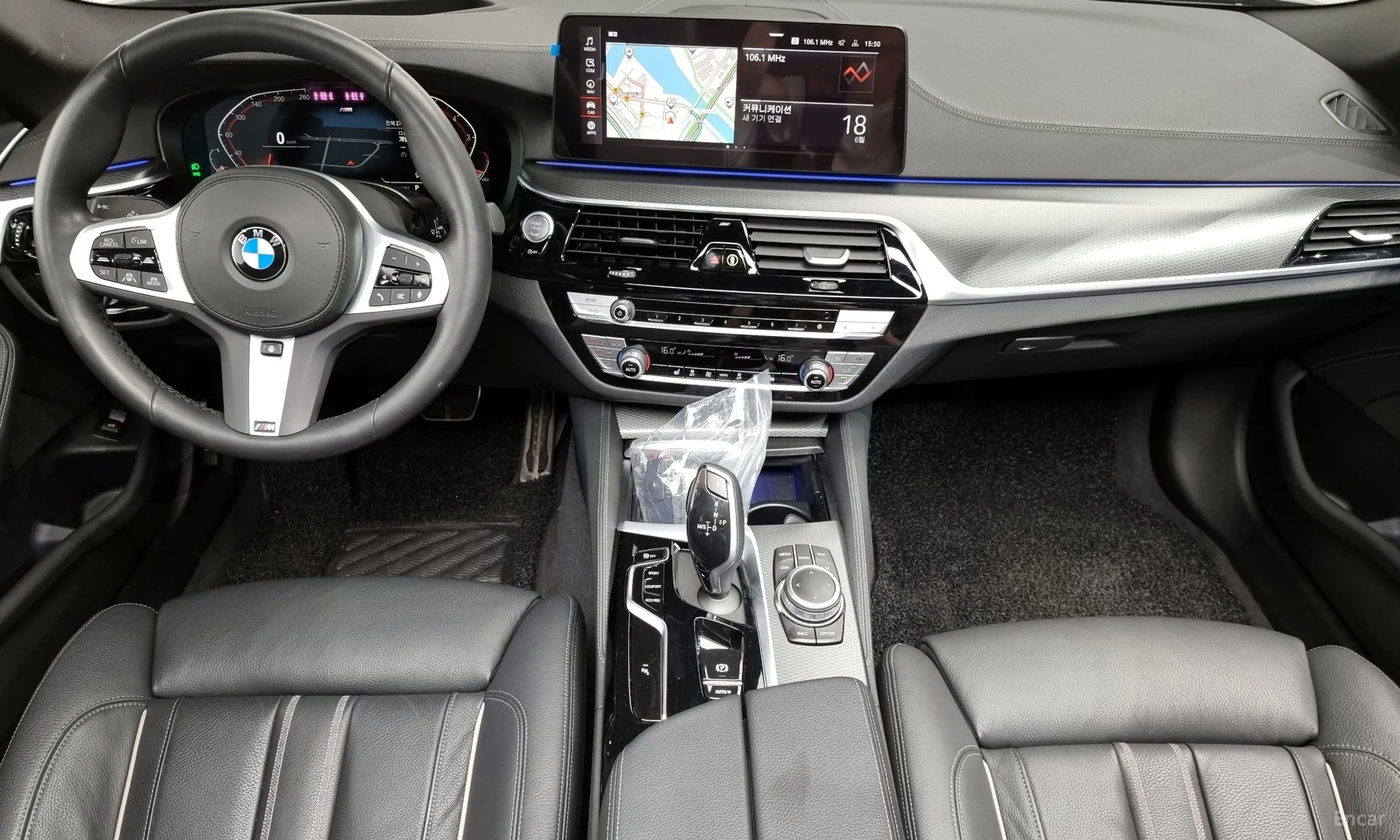 BMW 5 Series (G30) превью 4