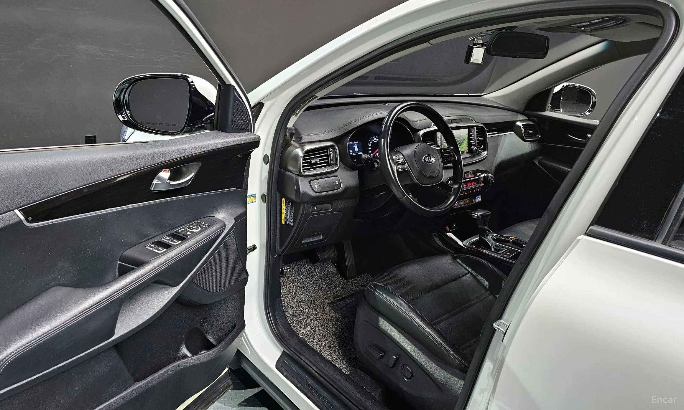 Kia Sorento превью 11