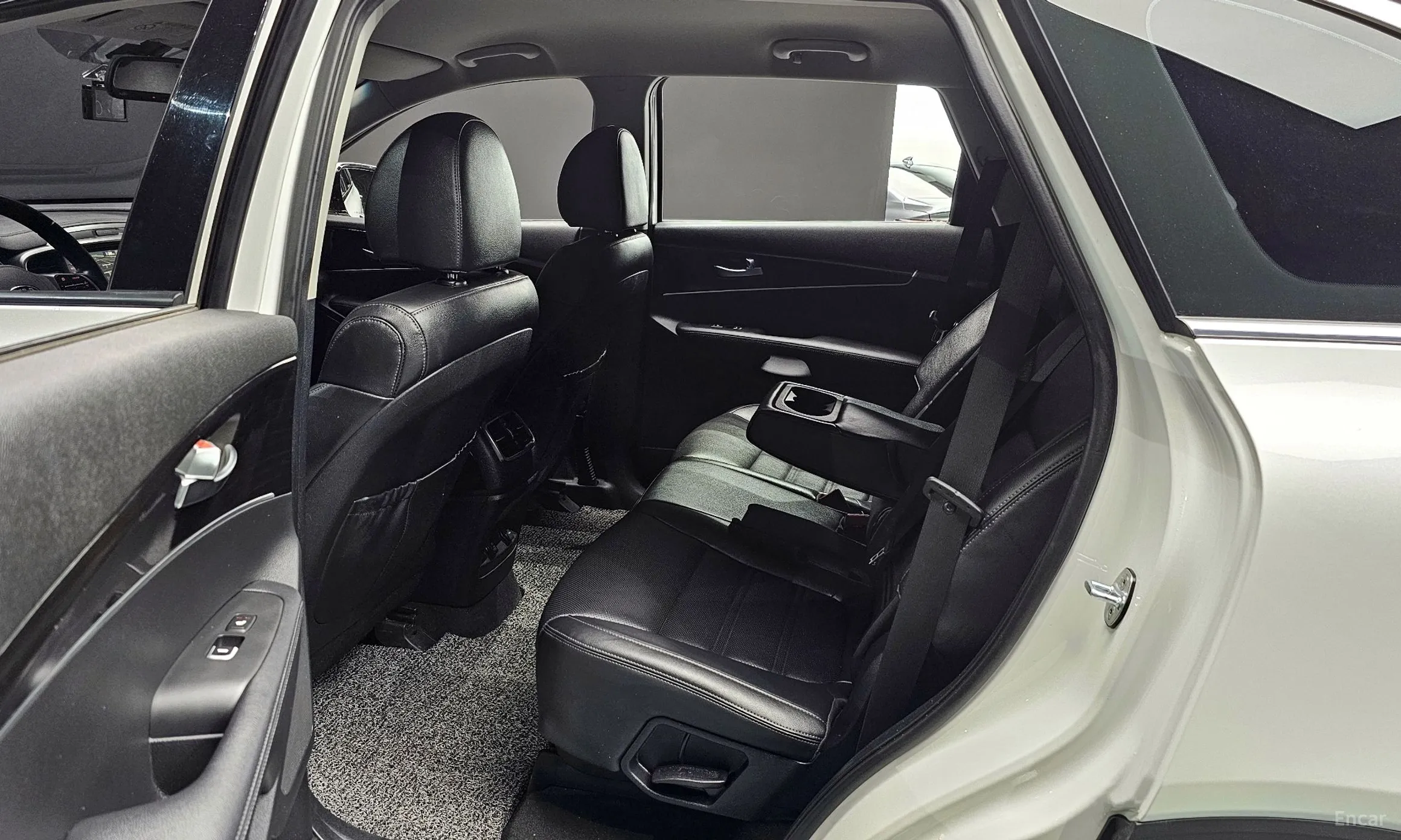 Kia Sorento превью 12