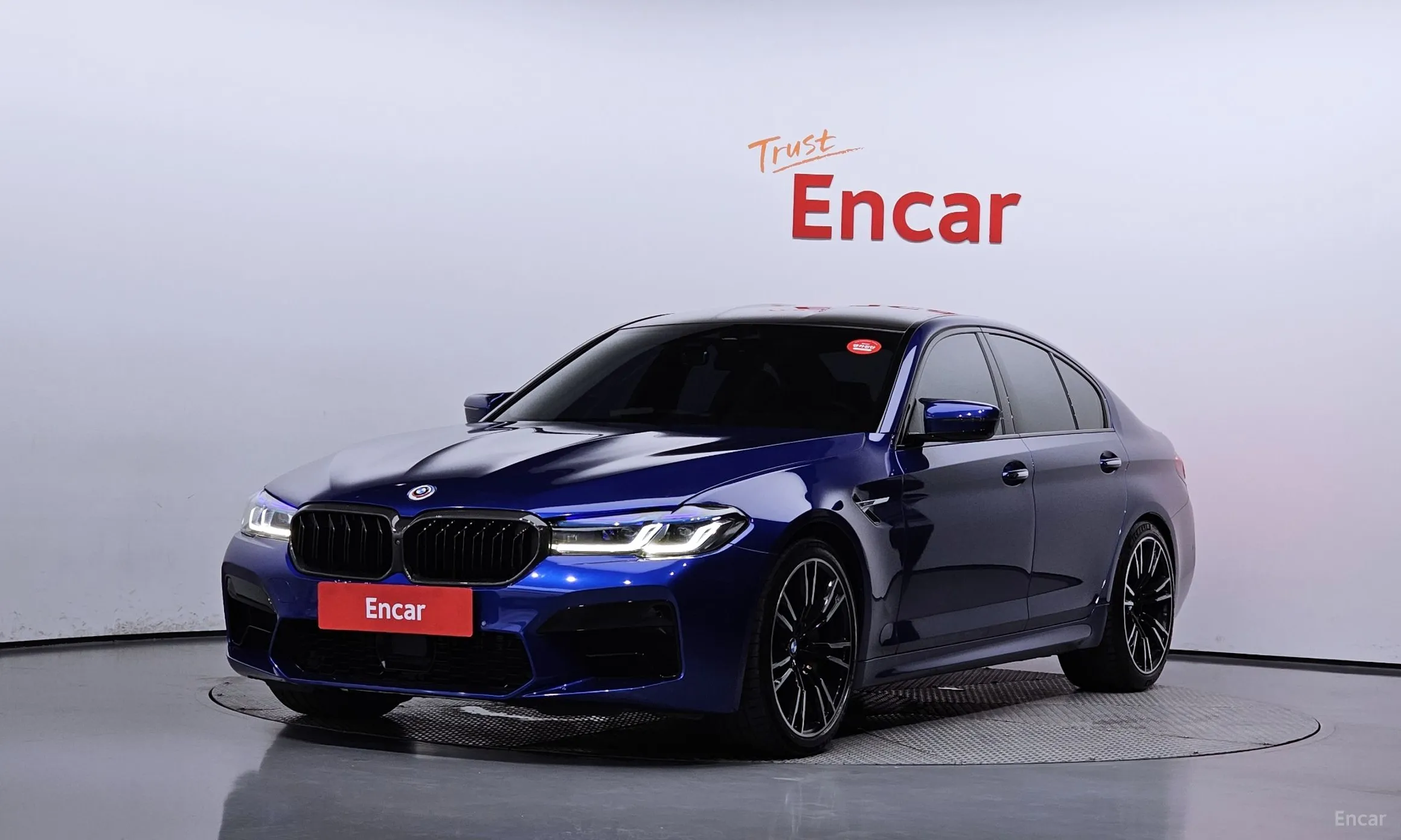 BMW M5 (F90)