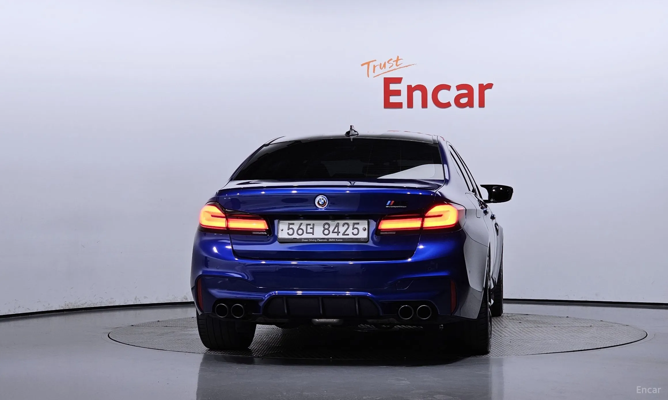 BMW M5 (F90) превью 3