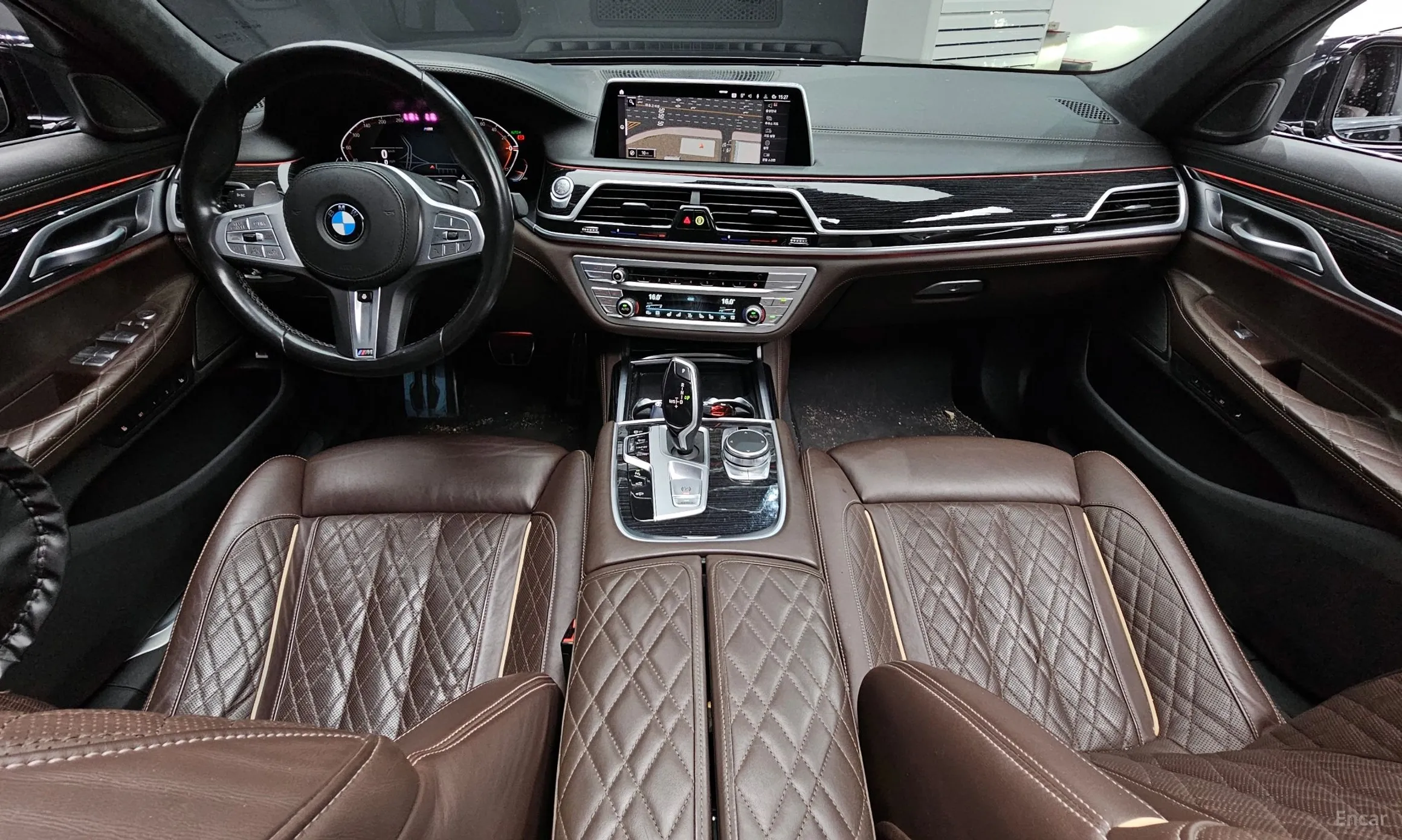 BMW 7 Series (G11) превью 4