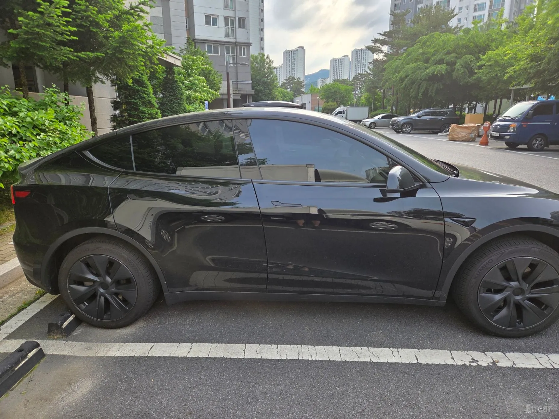 Tesla Model Y превью 3
