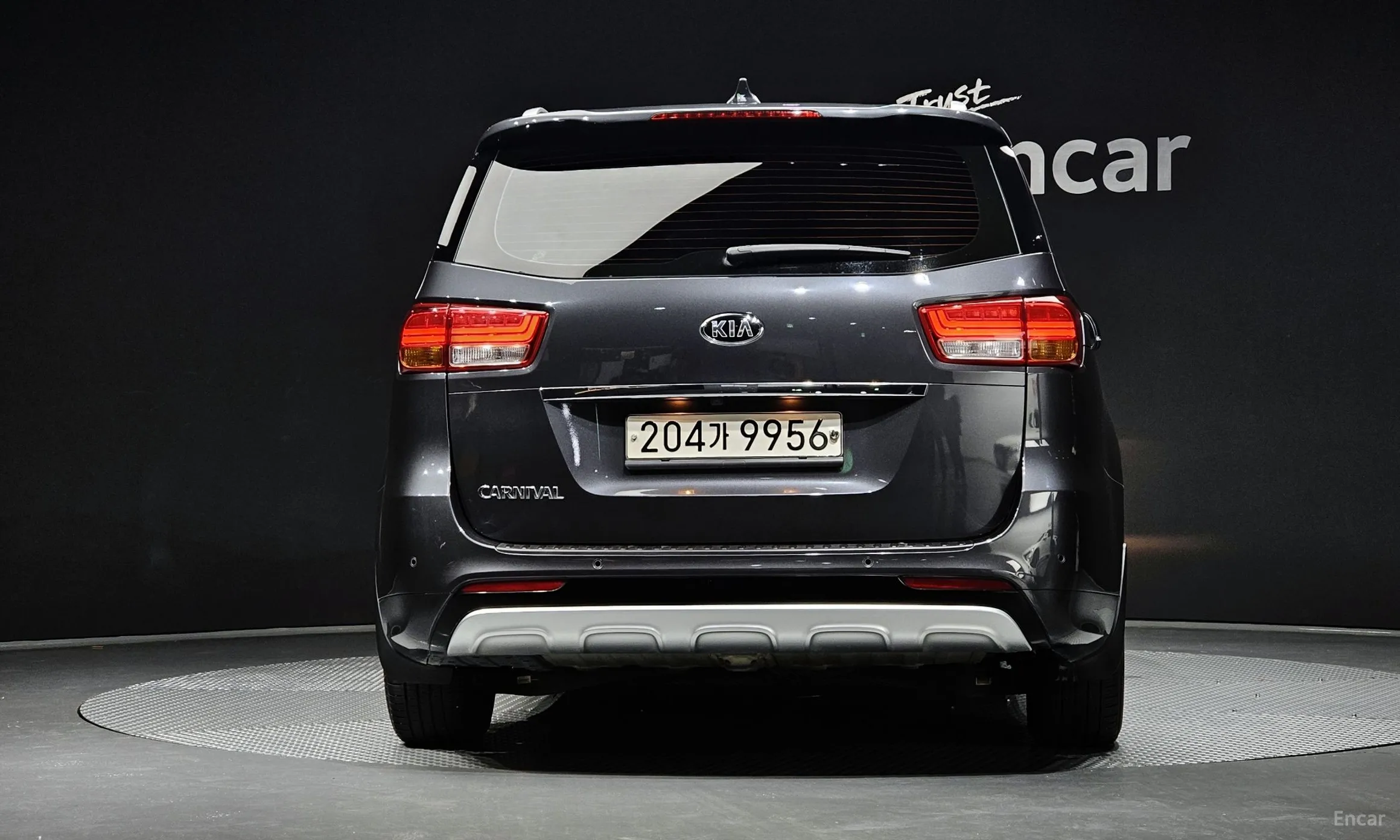 Kia Carnival превью 3