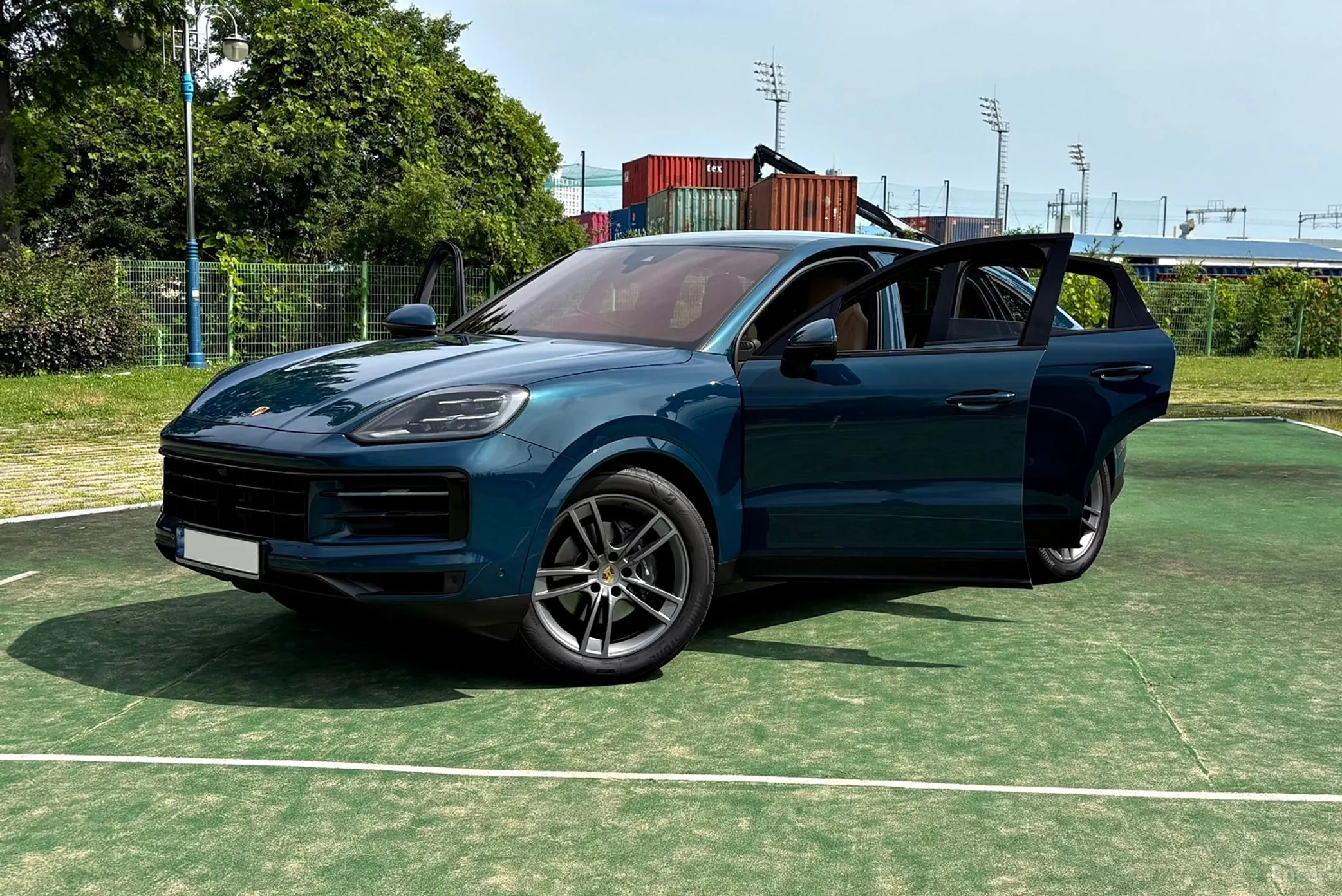 Porsche Cayenne (PO536) превью 3
