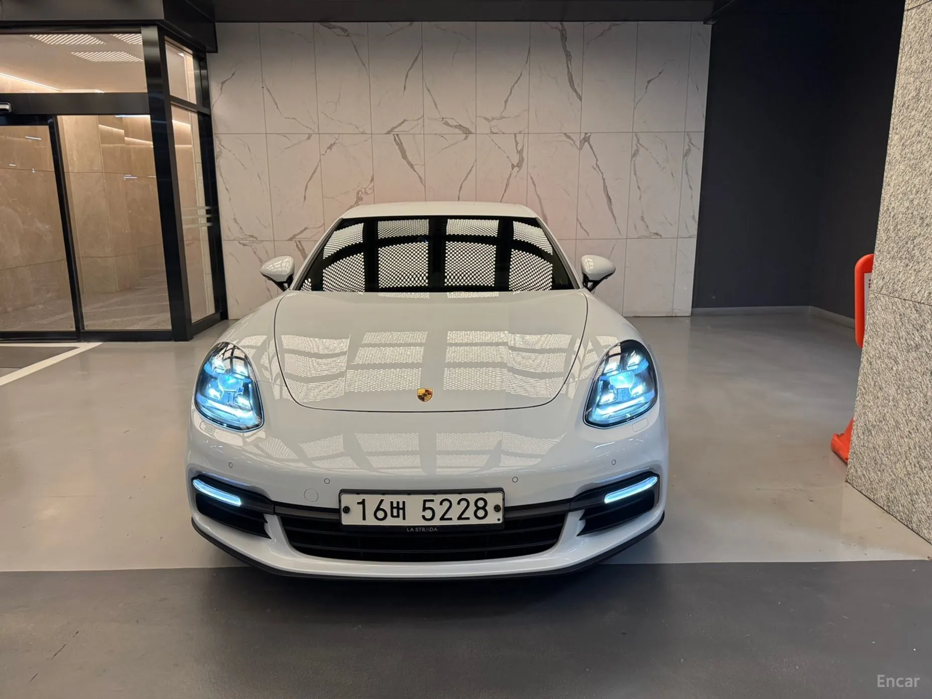 Porsche Panamera (971)