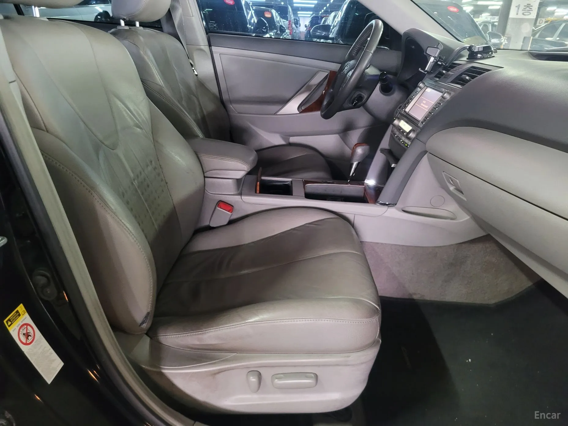 Toyota Camry превью 10