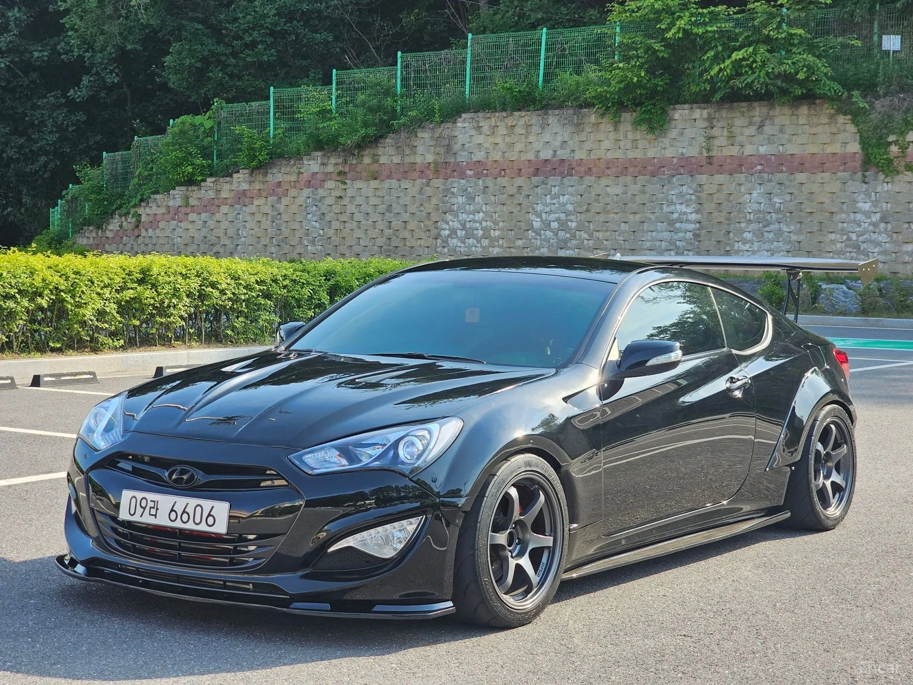 Hyundai Genesis Coupe