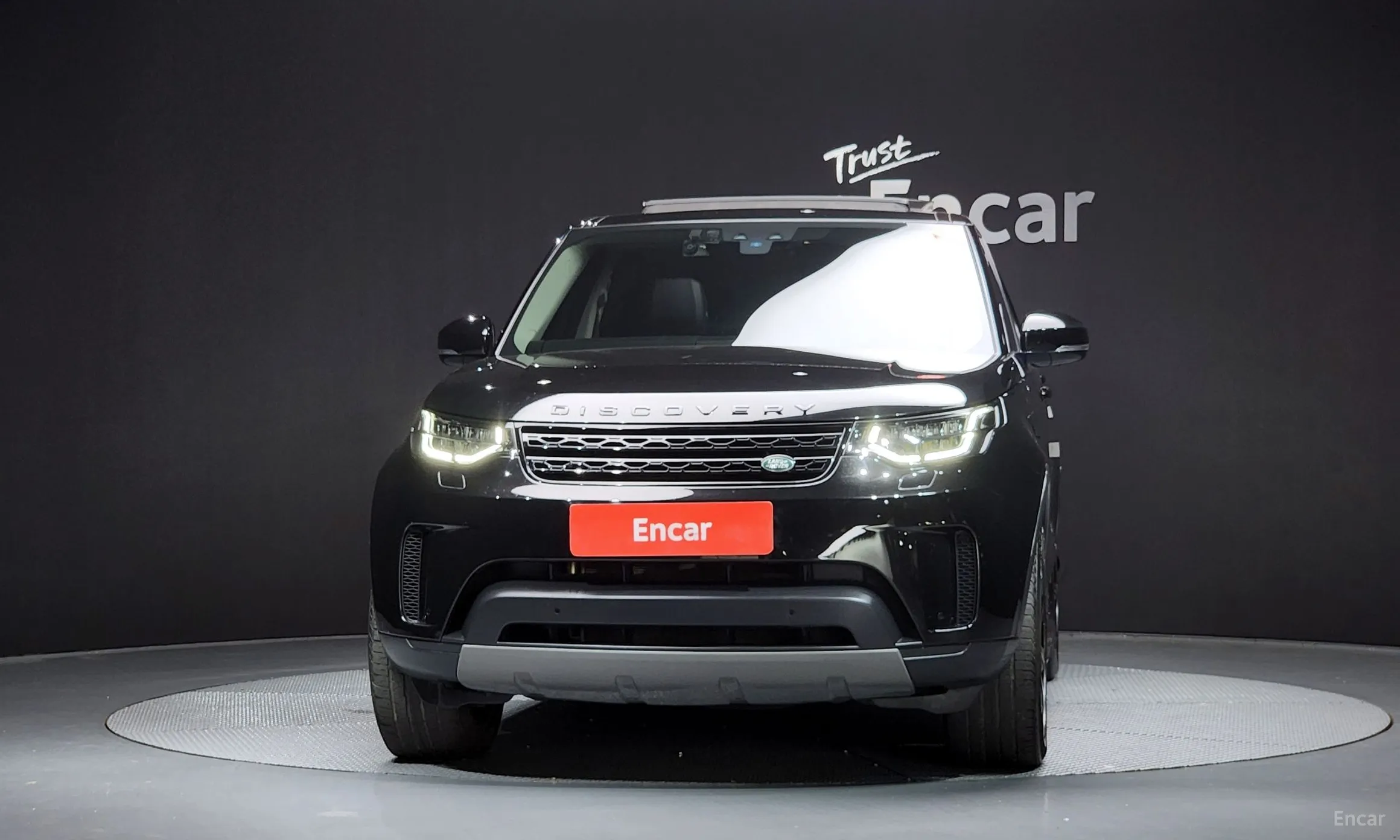 Land Rover Discovery 5 превью 2