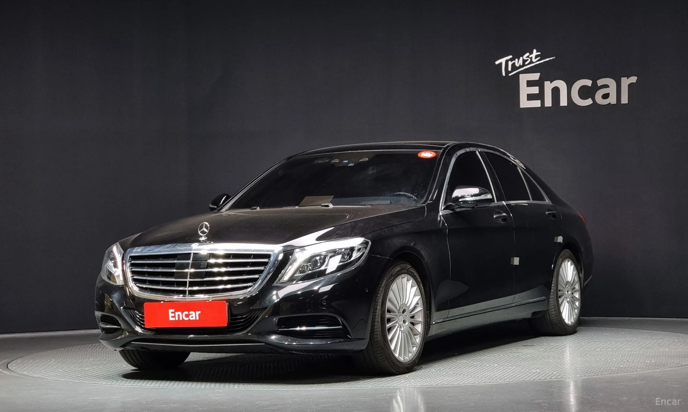 Mercedes Benz S-Class W222