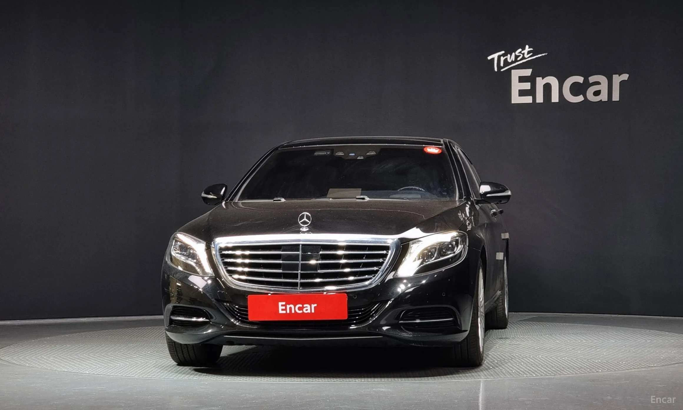 Mercedes Benz S-Class W222