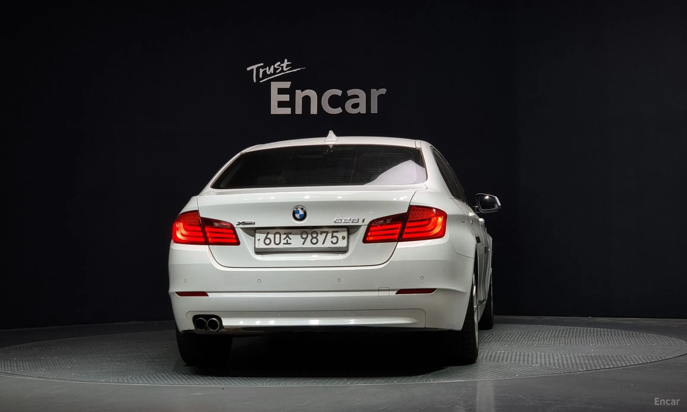 BMW 5 Series (F10) превью 3