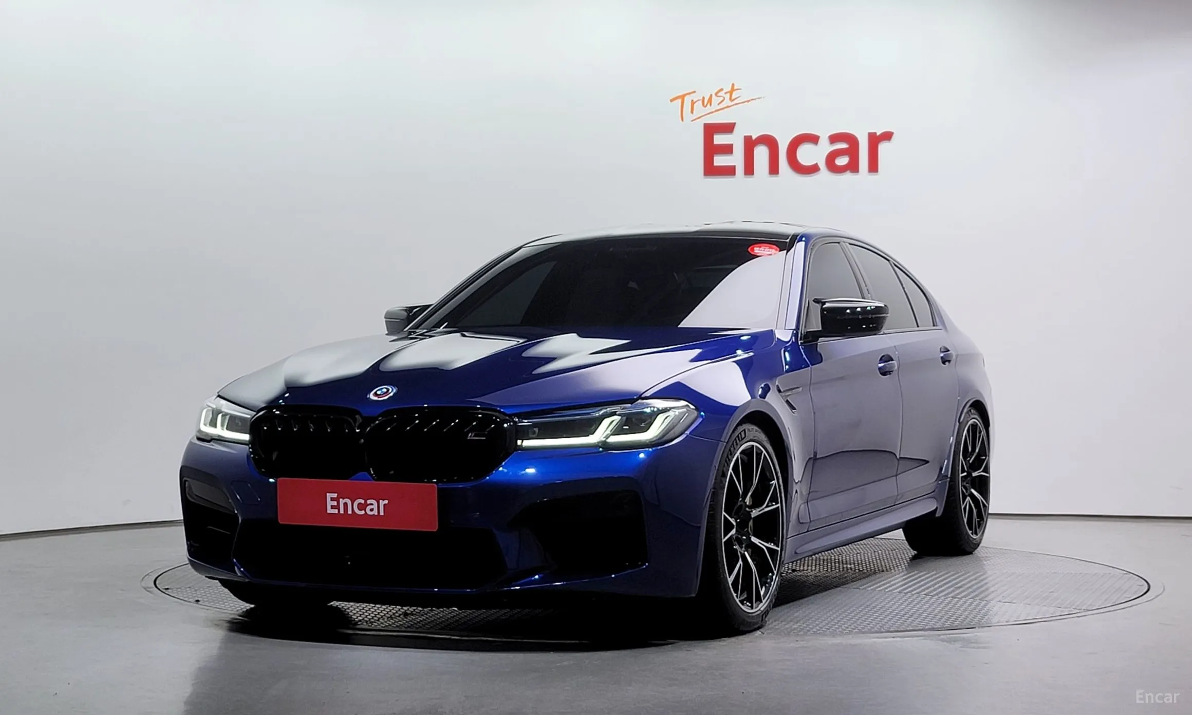 BMW M5 (F90)