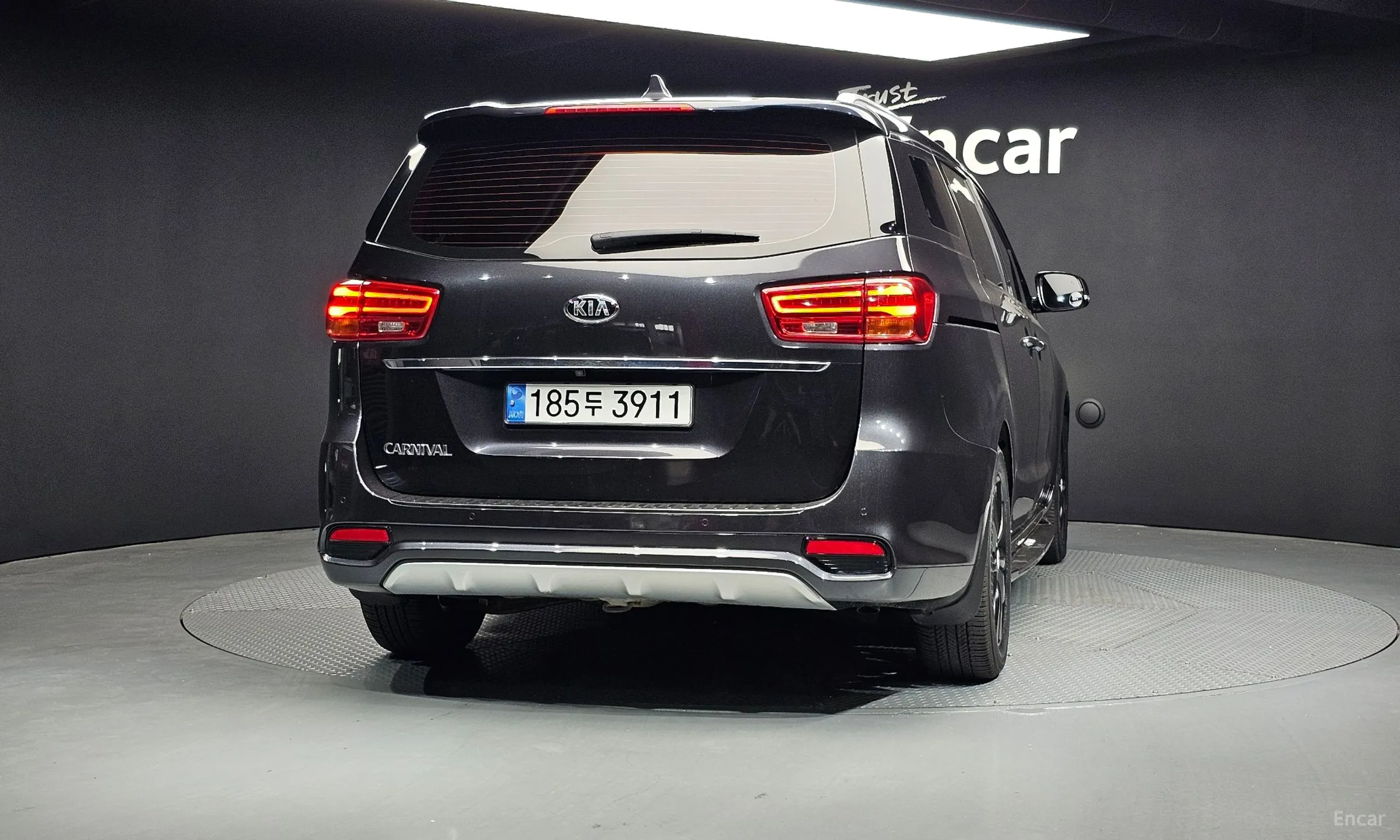 Kia Carnival превью 3