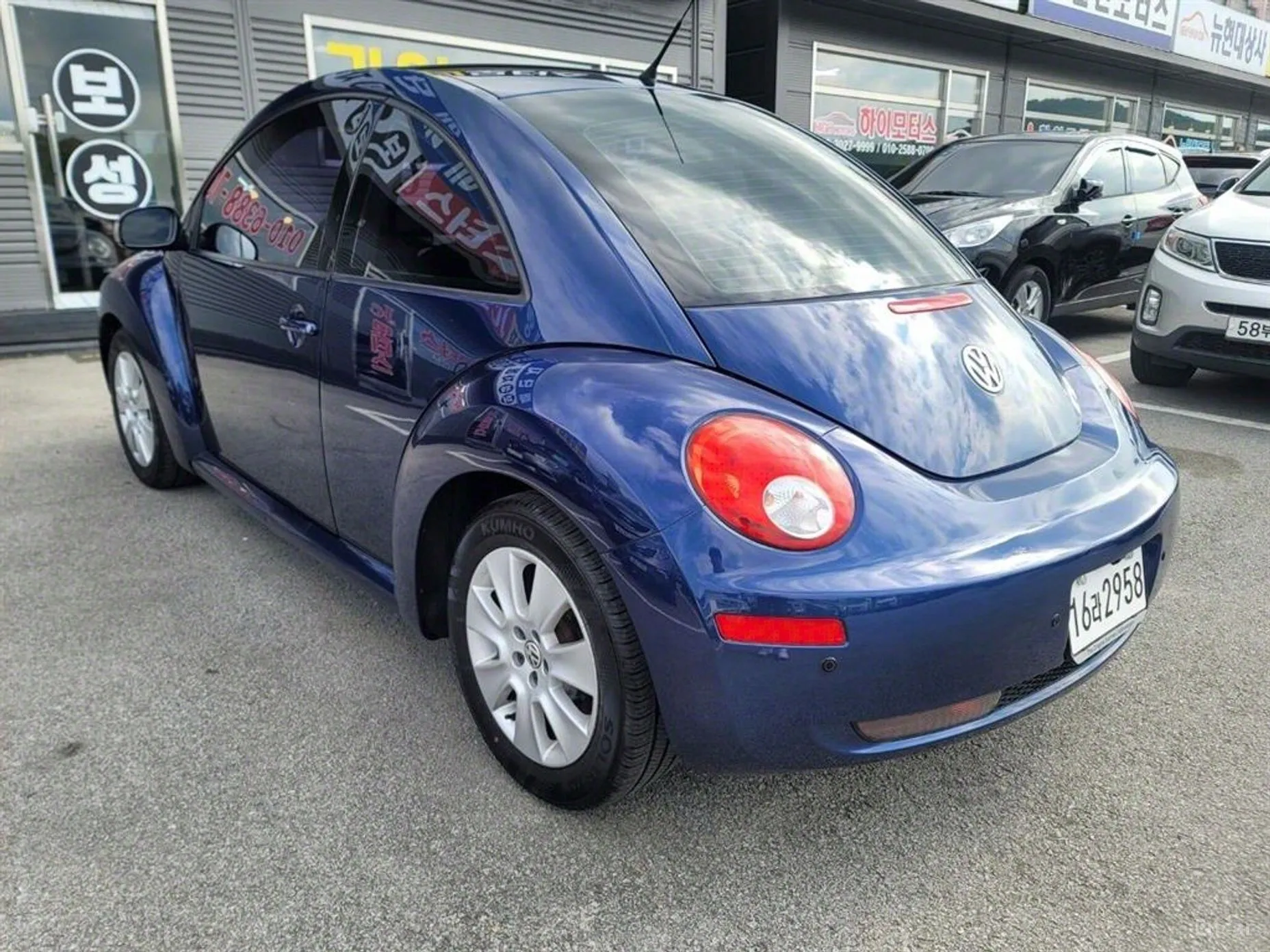 Volkswagen New Beetle превью 3