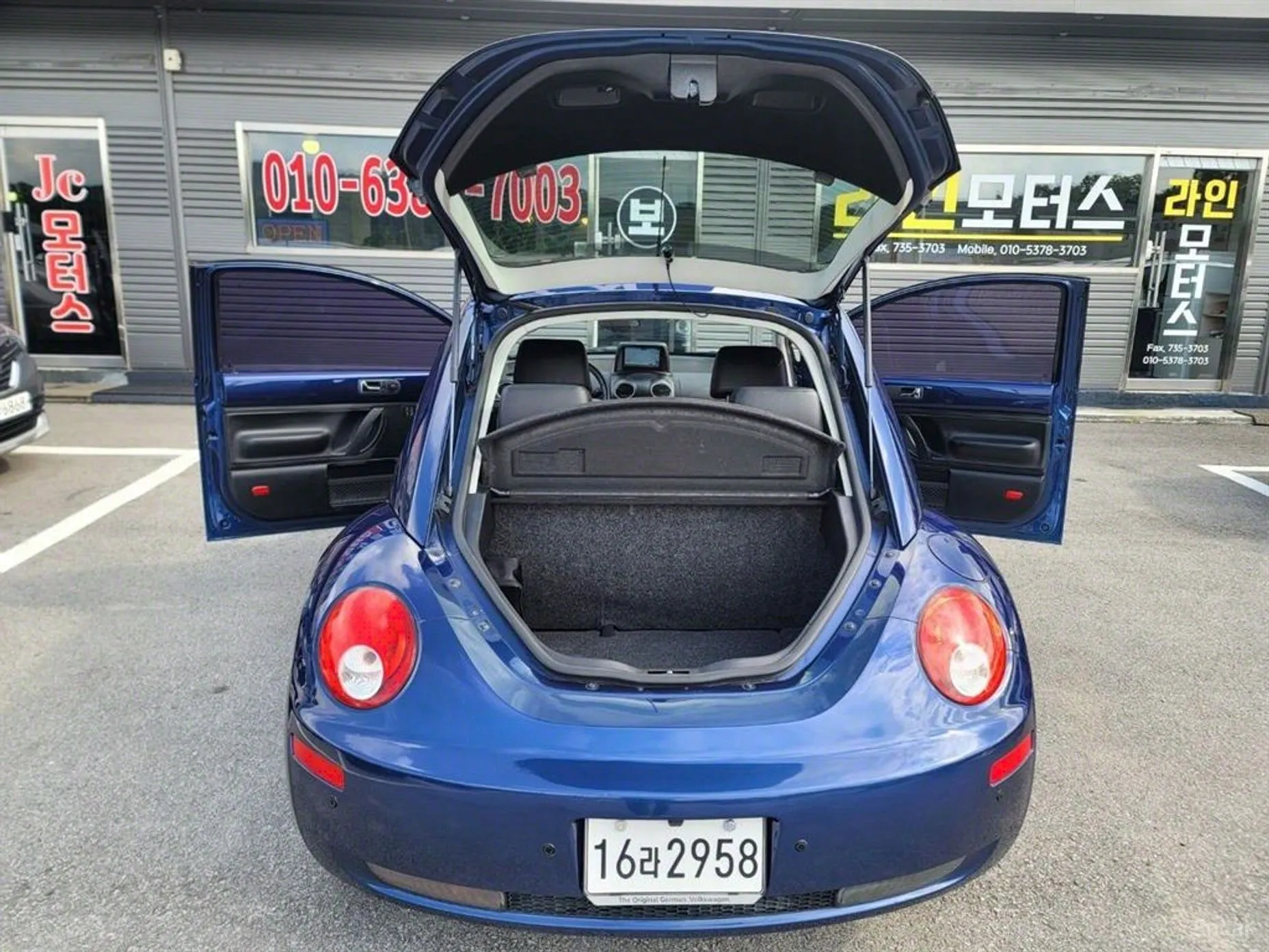 Volkswagen New Beetle превью 4