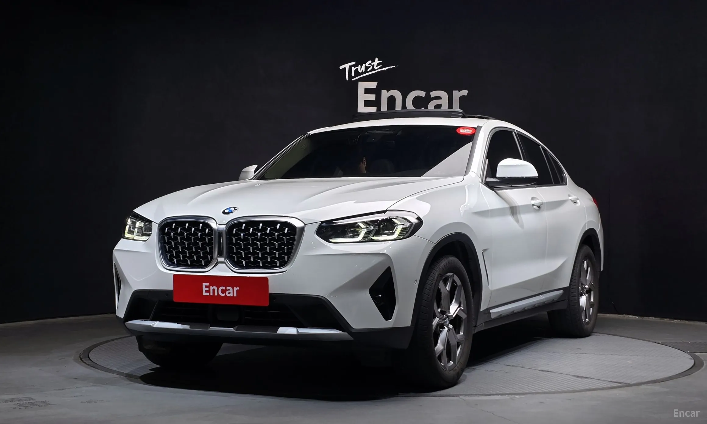 X4 (G02)
