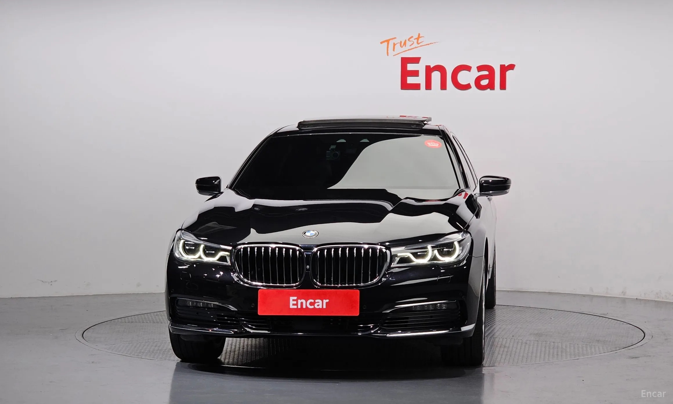 BMW 7 Series (G11) превью 2