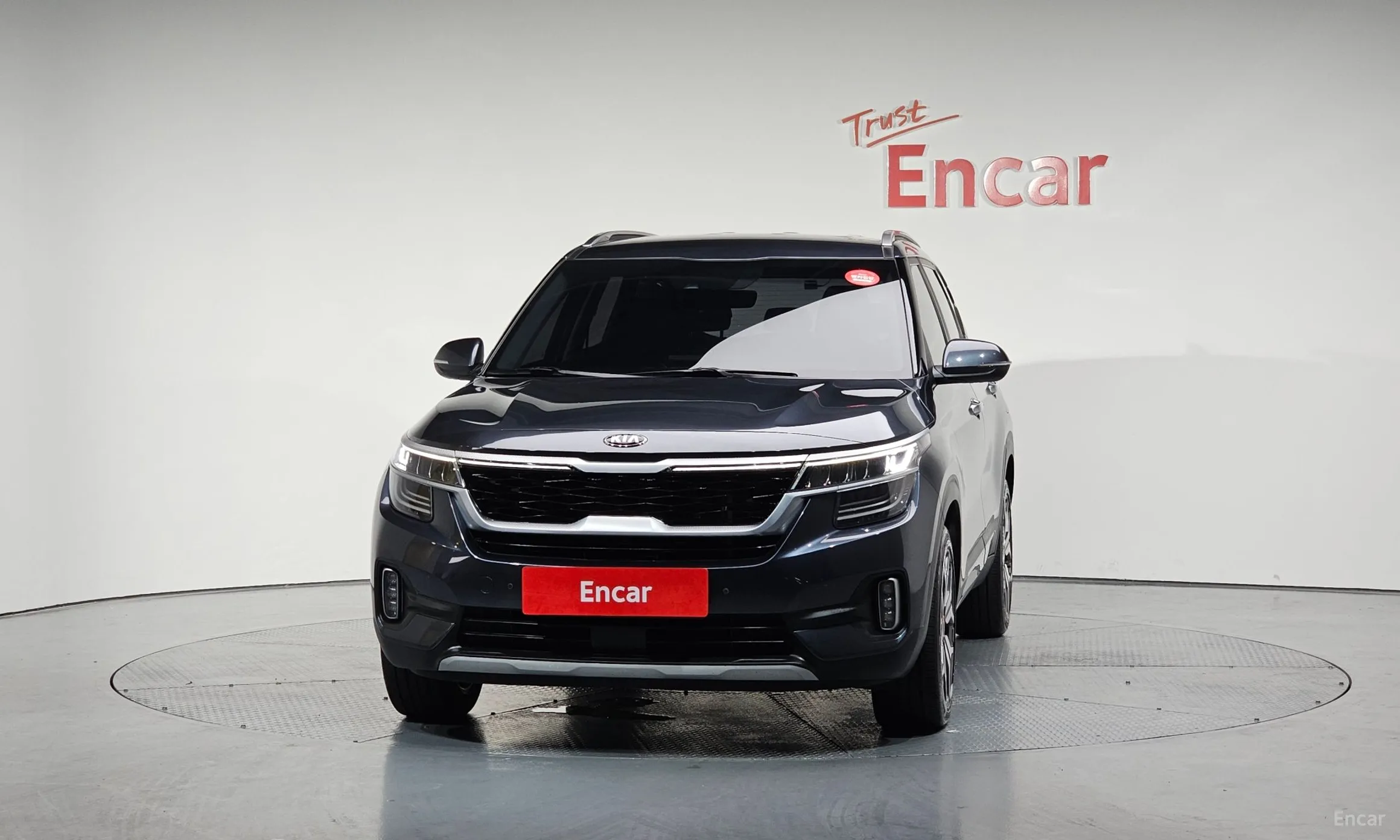 Kia Seltos превью 2