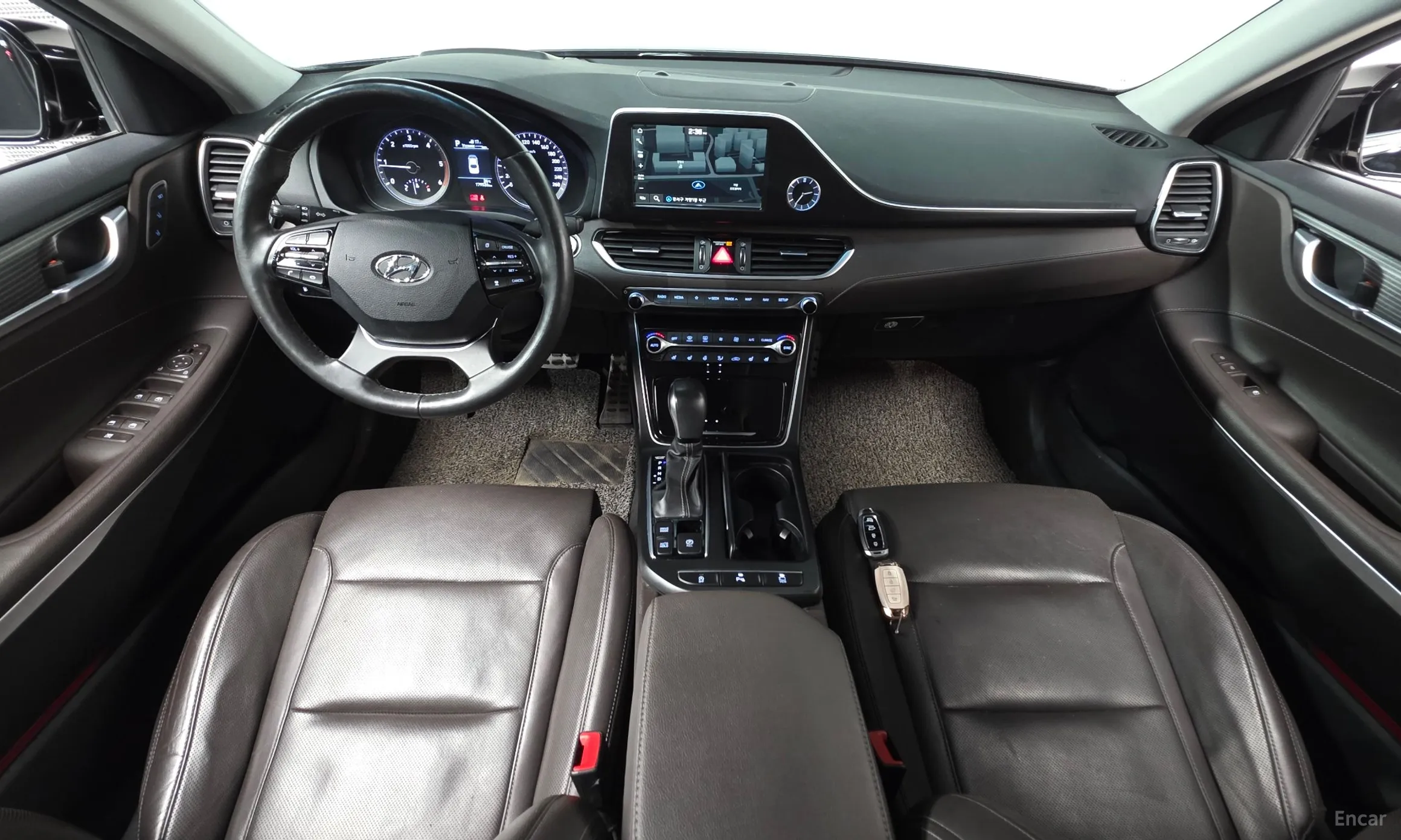 Hyundai Grandeur IG превью 4