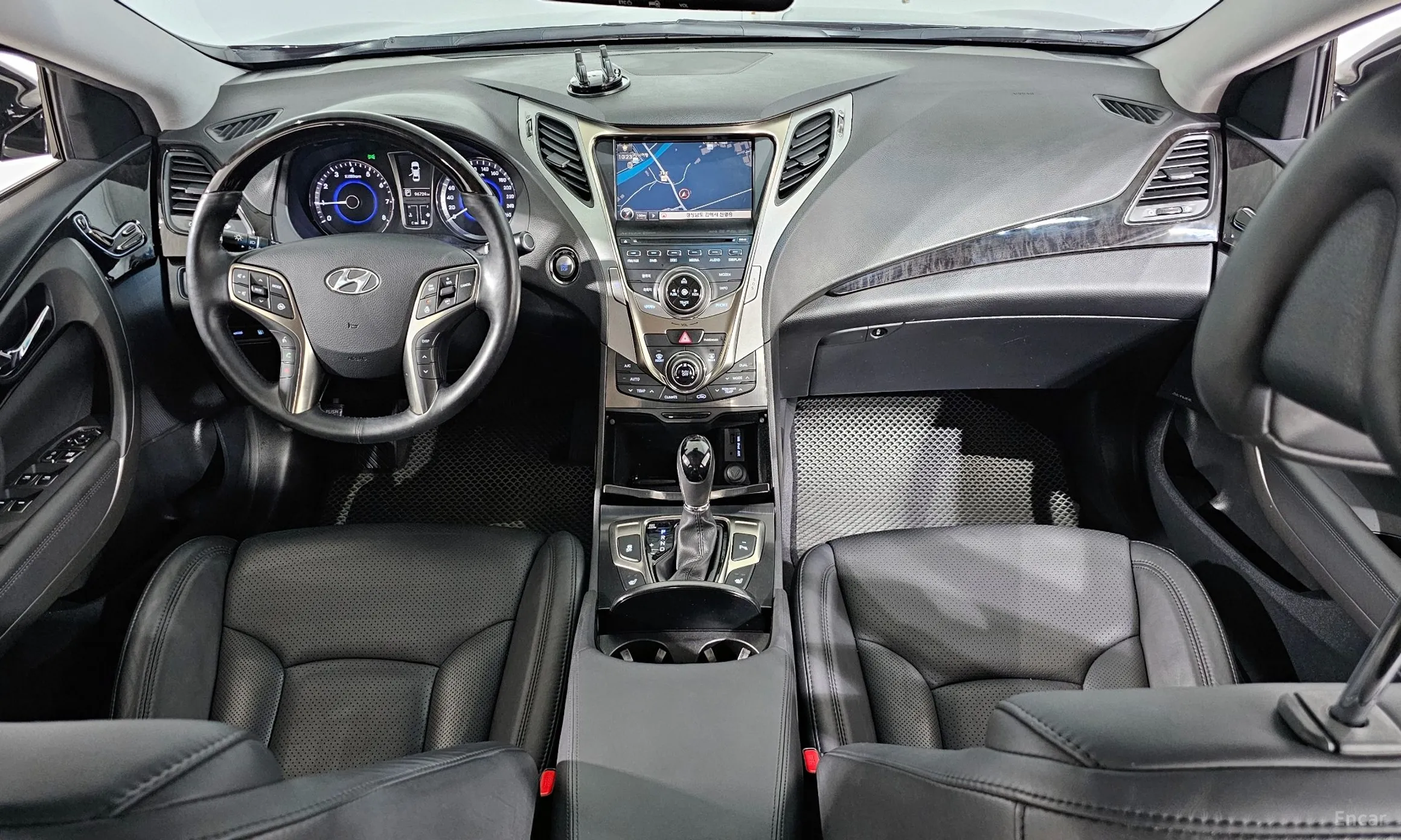 Hyundai Grandeur HG превью 4