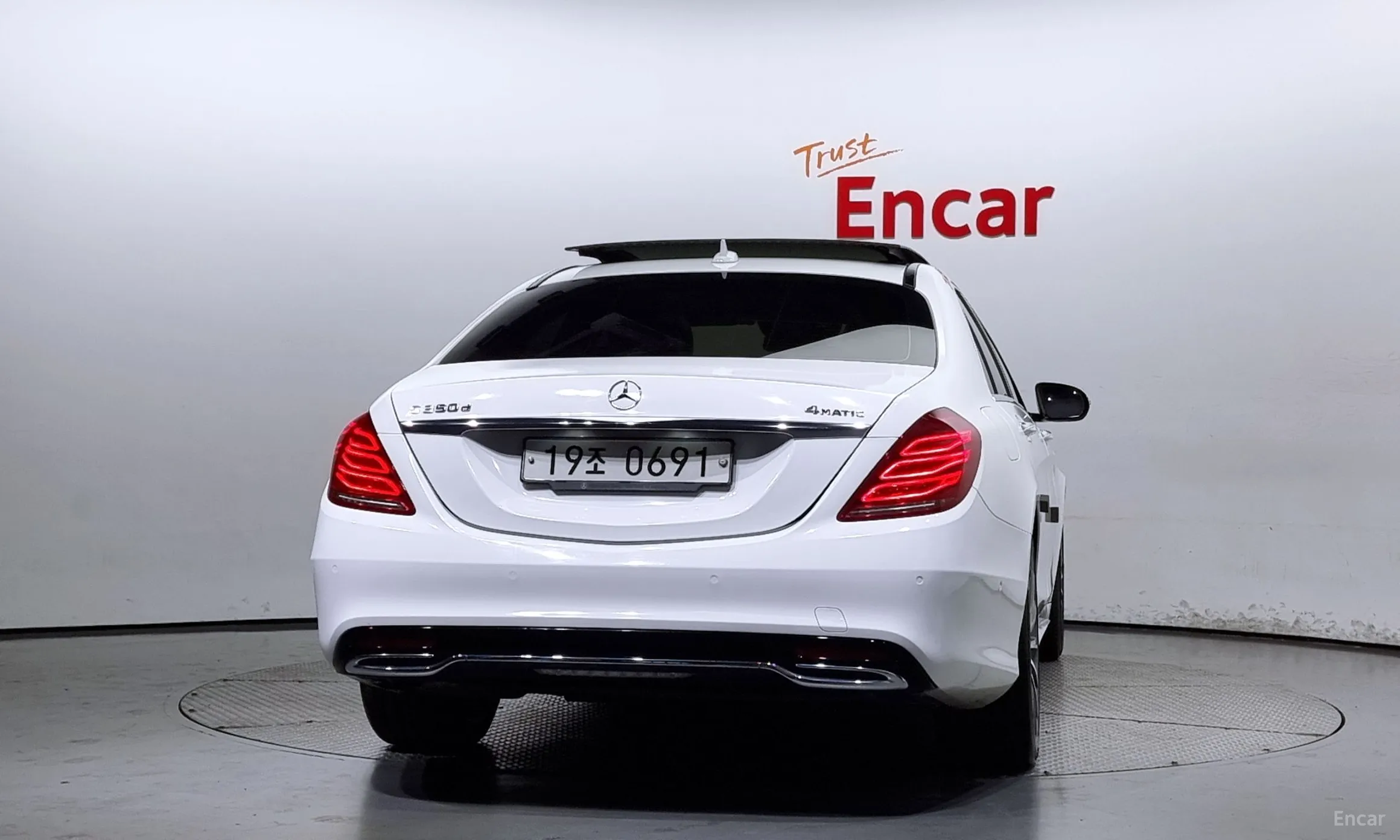 Mercedes Benz S-Class W222 превью 3