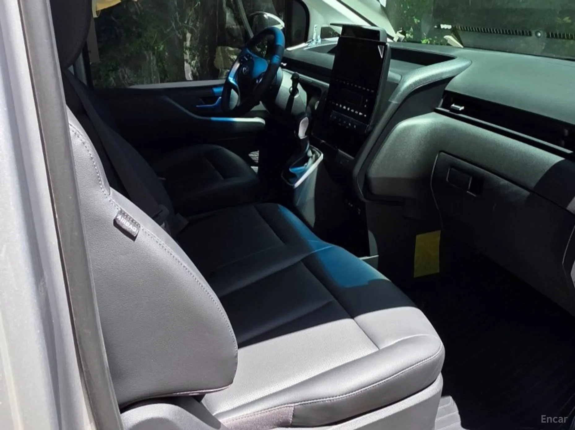 Hyundai Staria превью 4