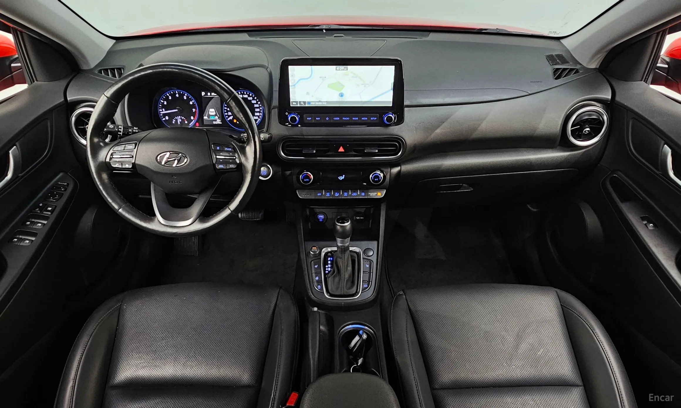 Hyundai Kona превью 4