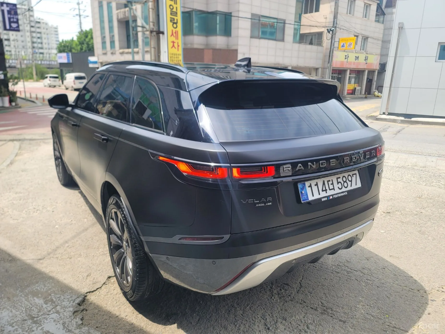 Land Rover Range Rover Bella превью 3