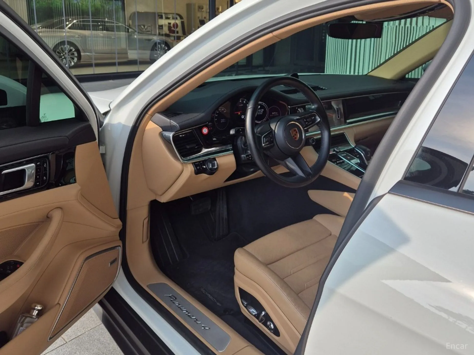 Porsche Panamera (971) превью 4