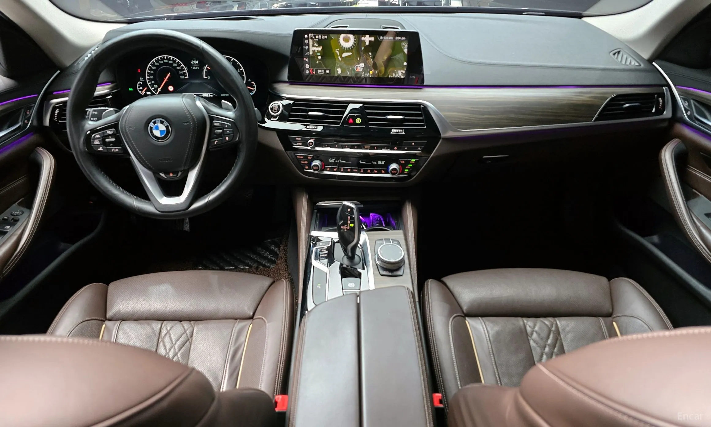 BMW 5 Series (G30) превью 4