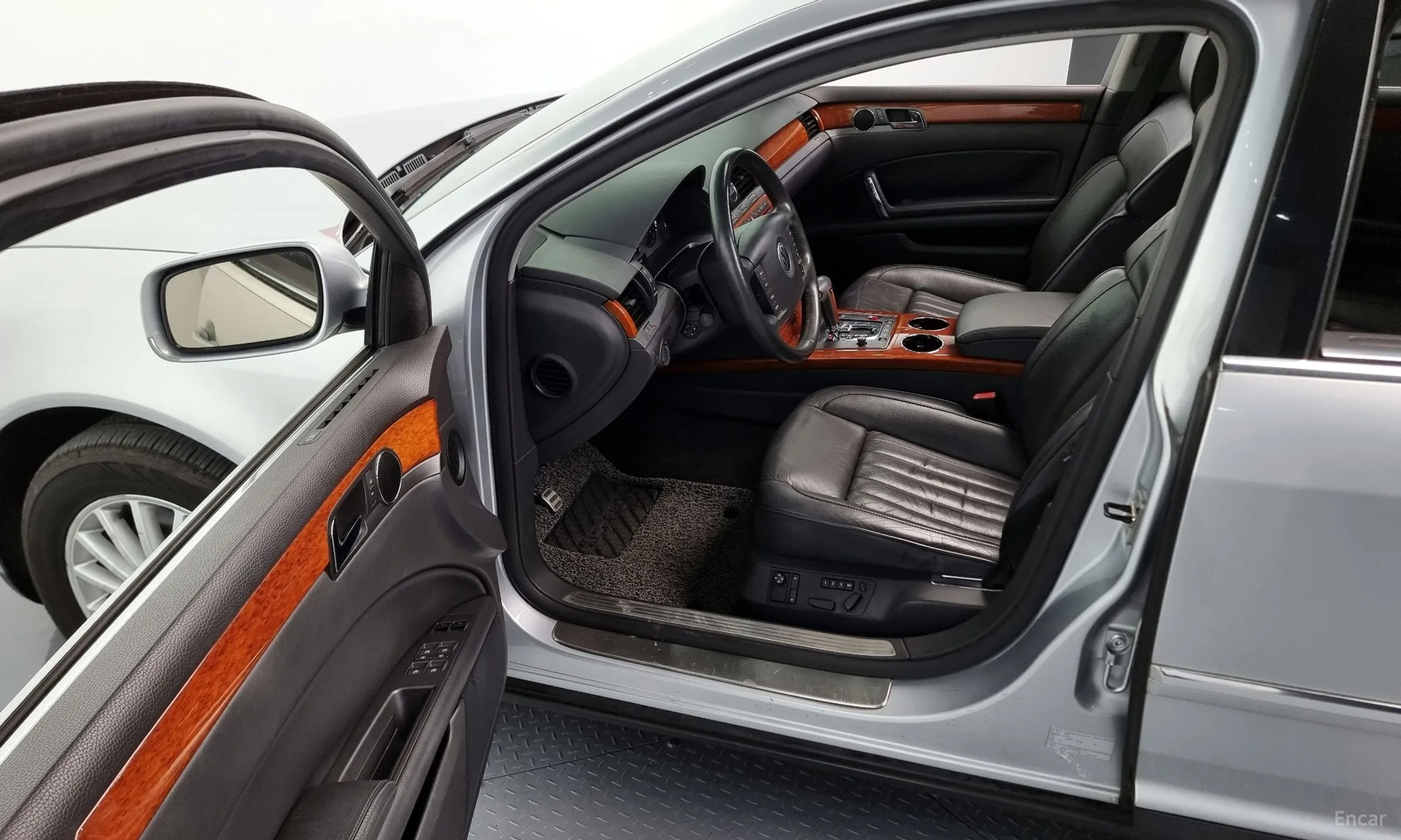 Volkswagen Phyton превью 11