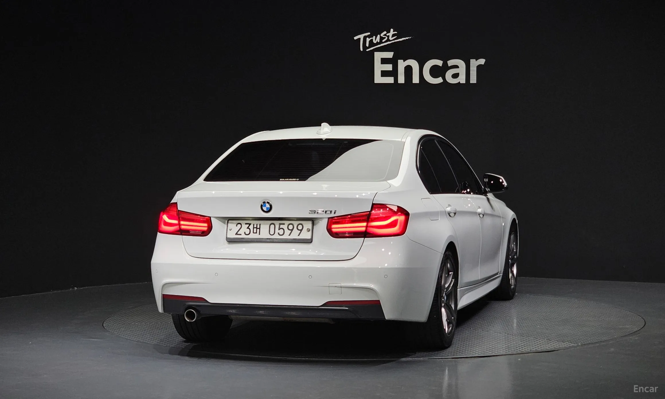 BMW 3 Series (F30) превью 3