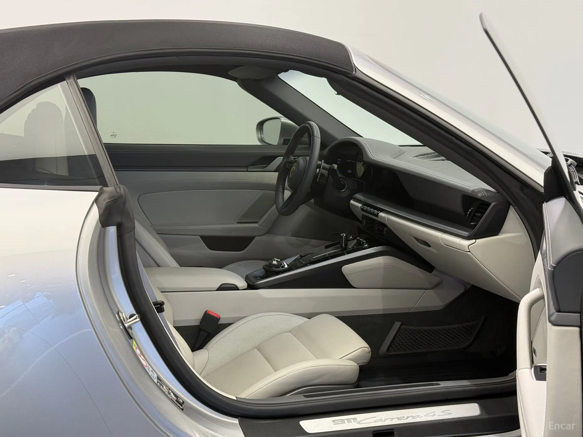 Porsche 911 (992) превью 4
