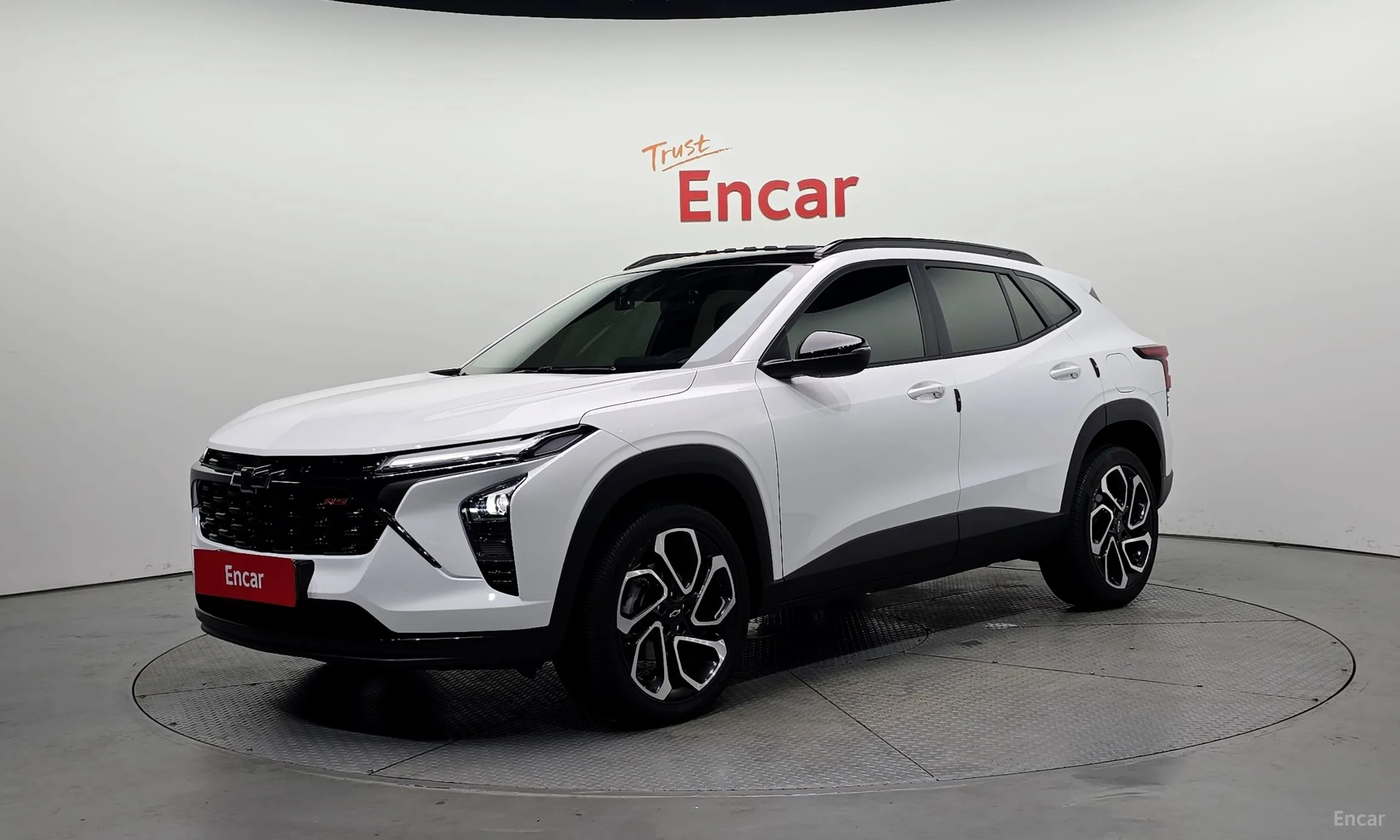Trax Crossover