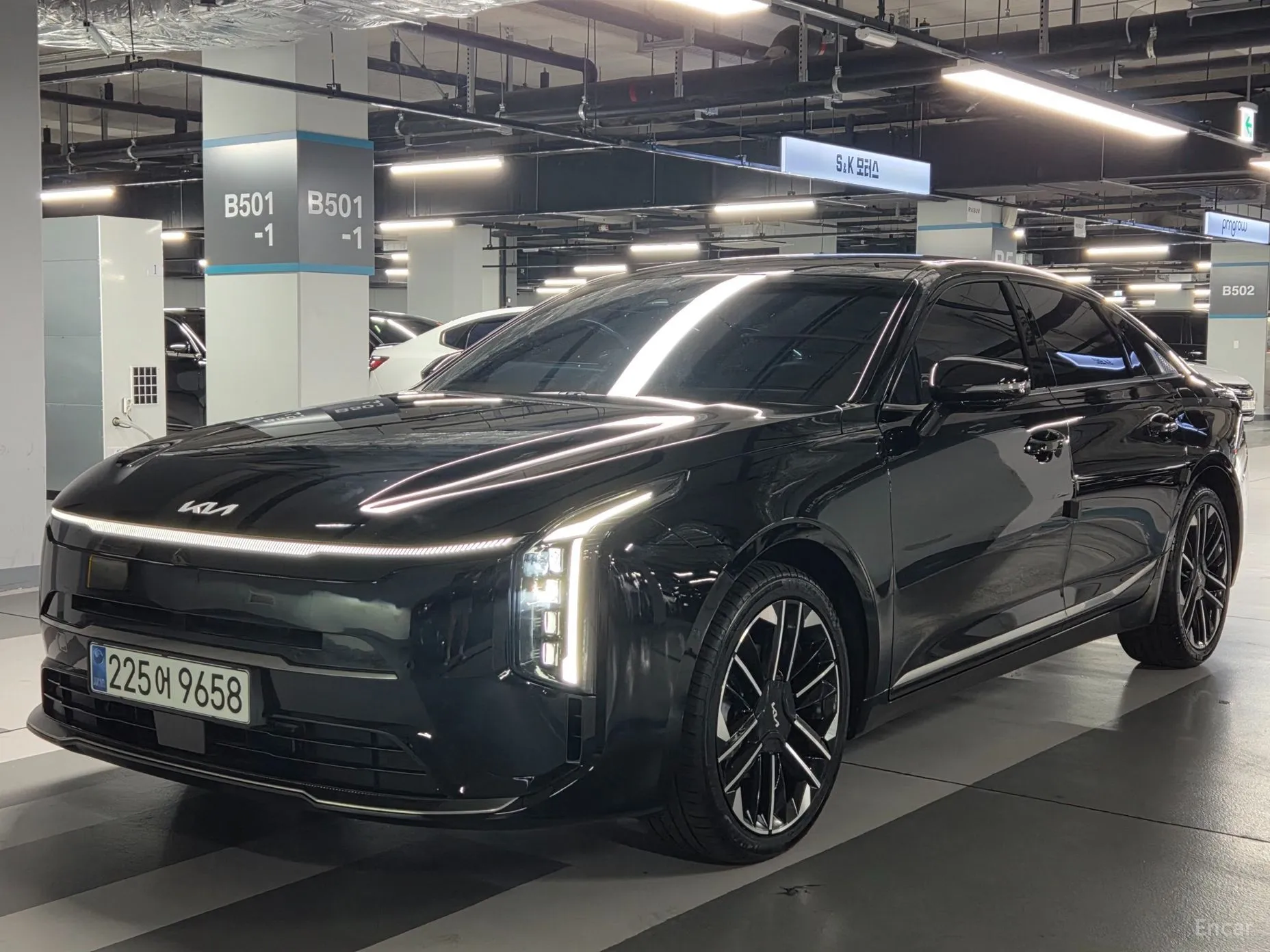 Kia K8 Hybrid