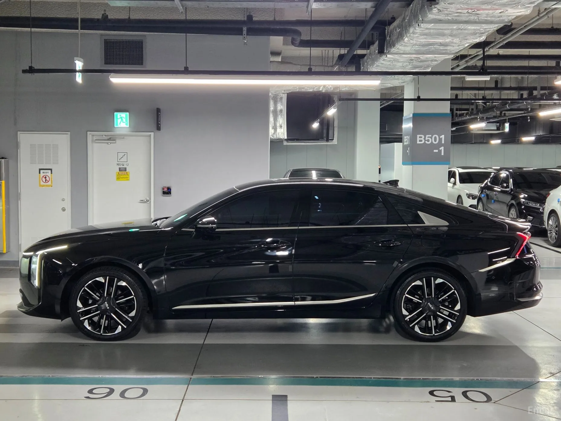 Kia K8 Hybrid