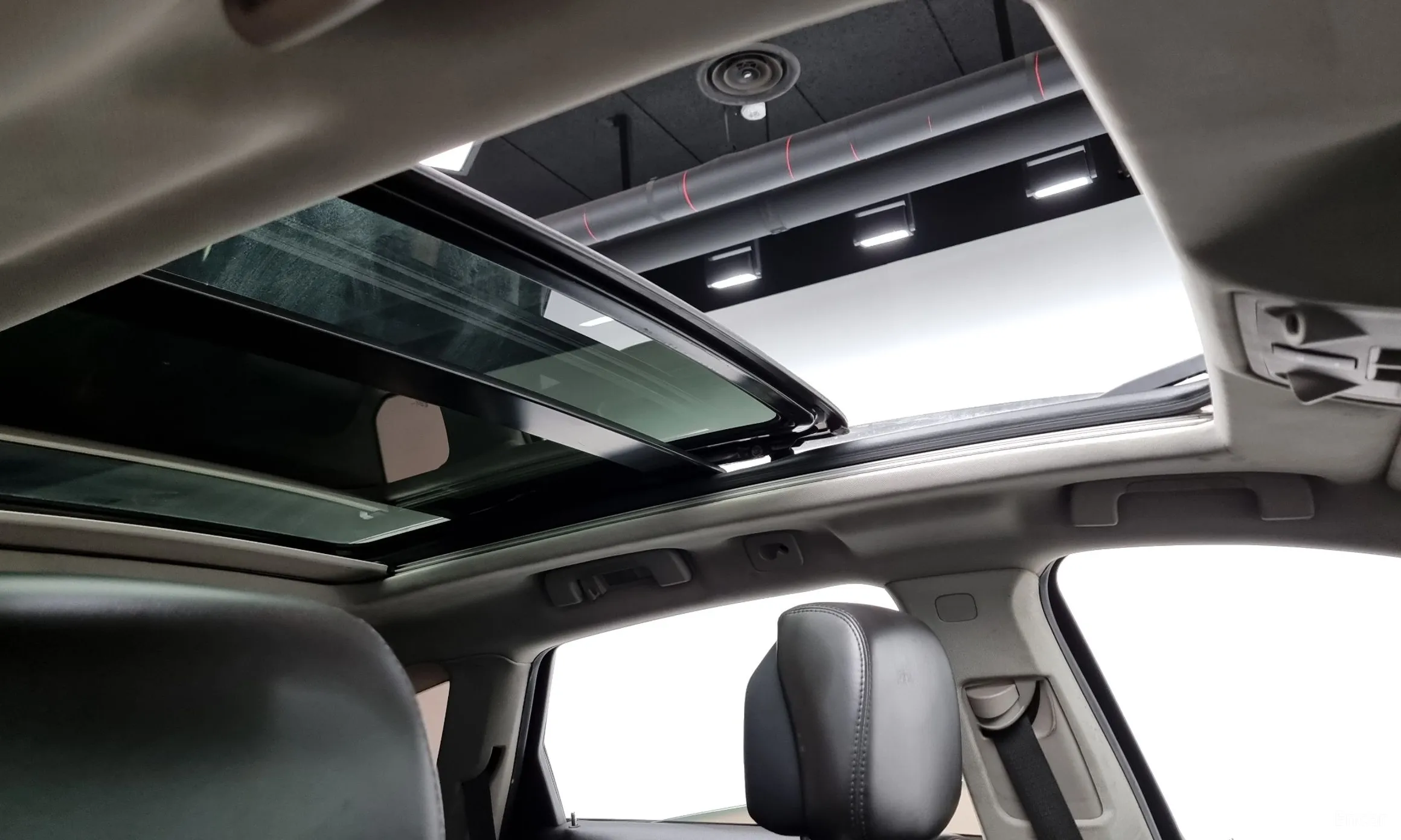Cadillac All new SRX превью 17