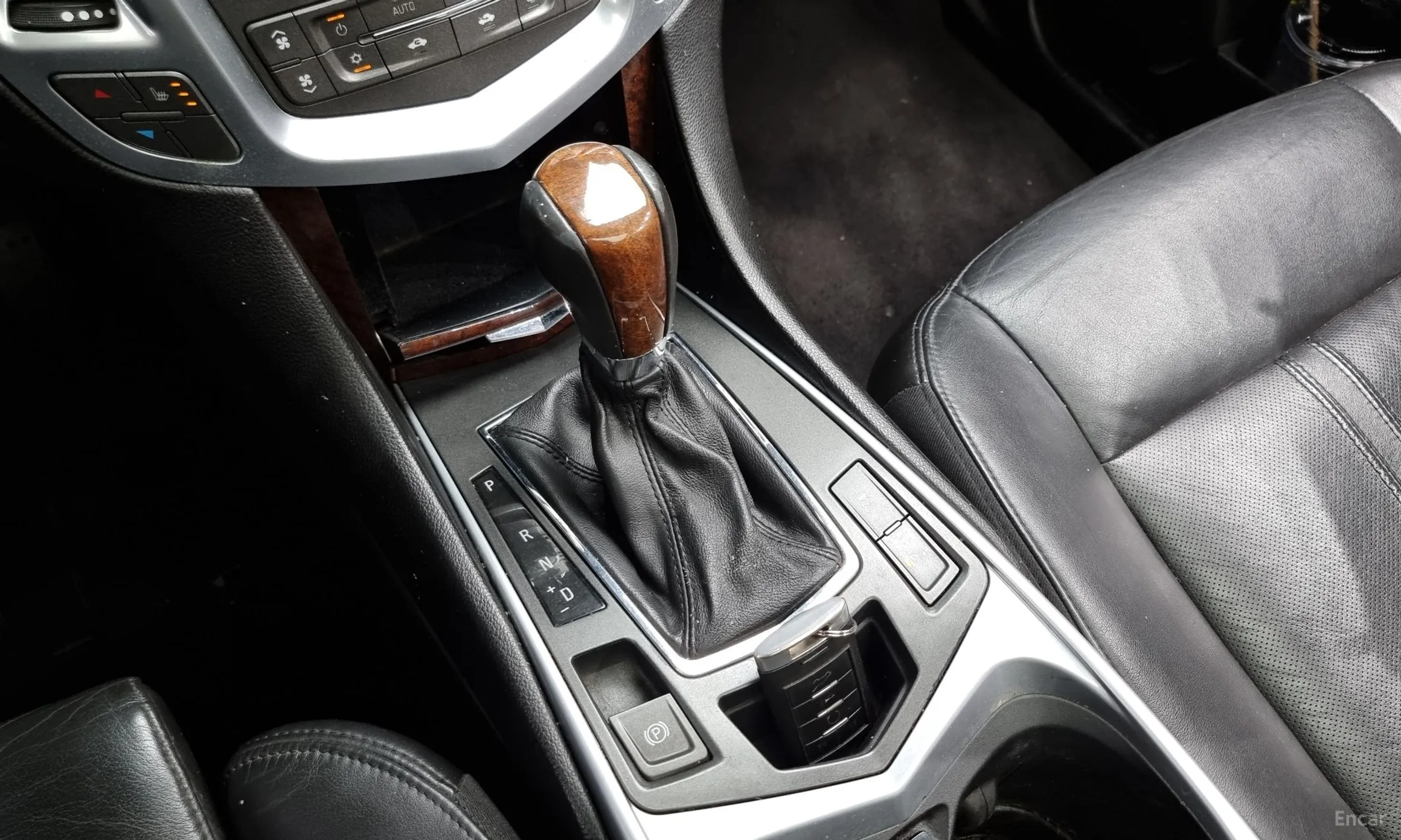 Cadillac All new SRX превью 9