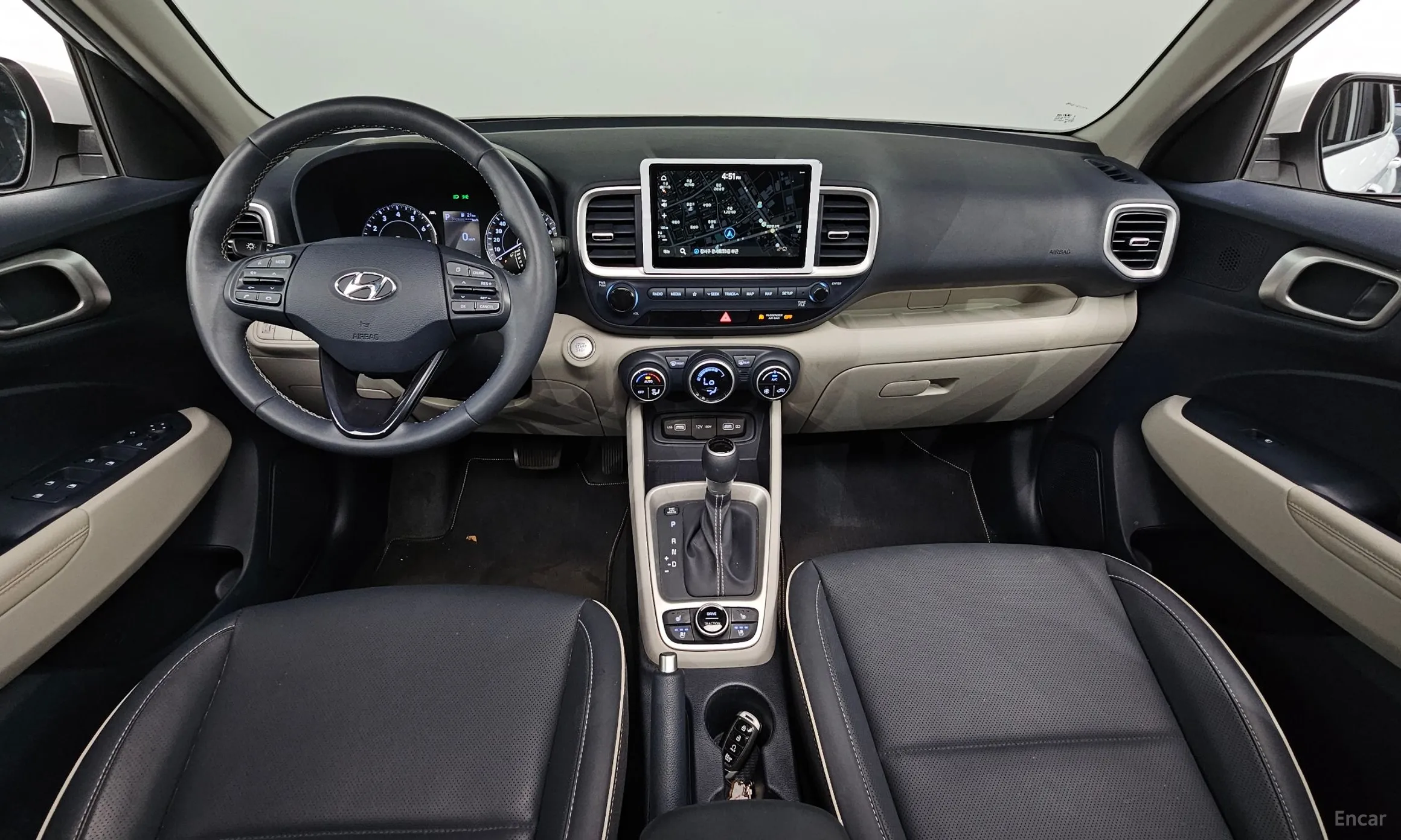 Hyundai Venue превью 4